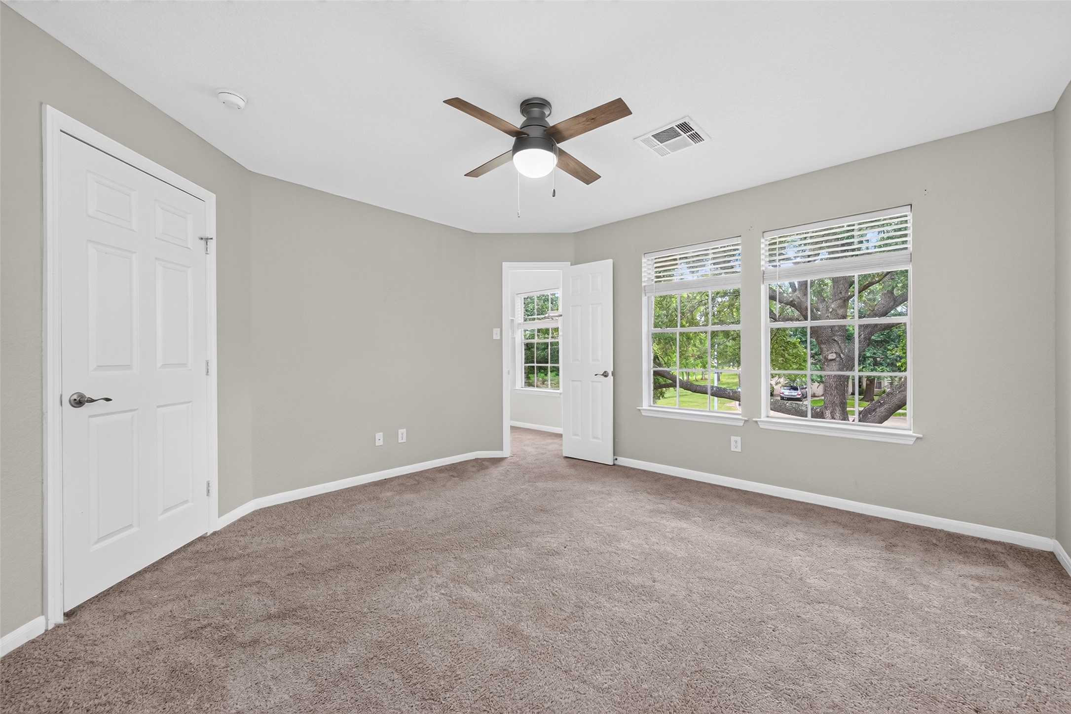 3219 Watercliff Court Property Photo 26