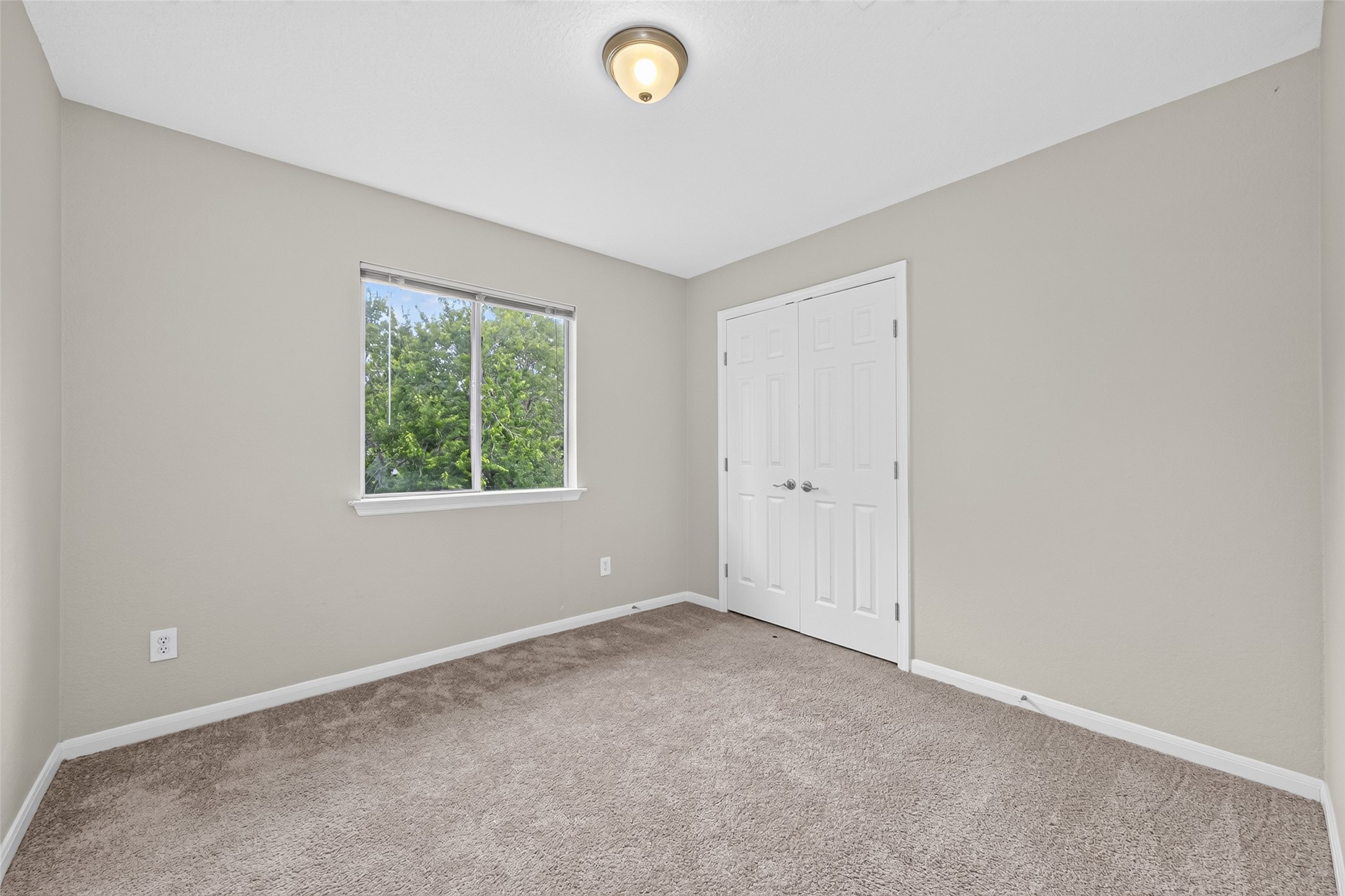 3219 Watercliff Court Property Photo 27