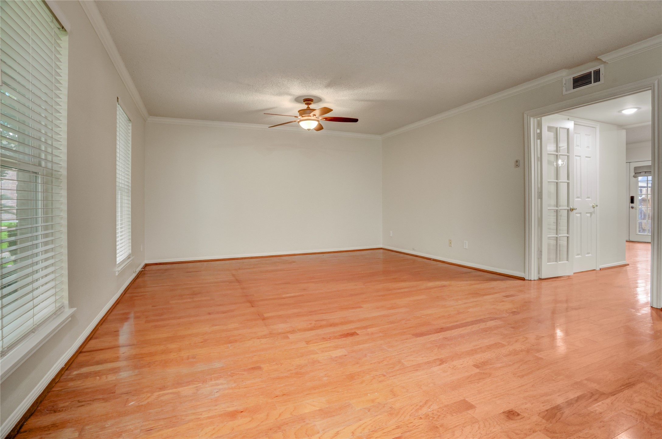 2253 Triway Lane 0234 Property Photo 4