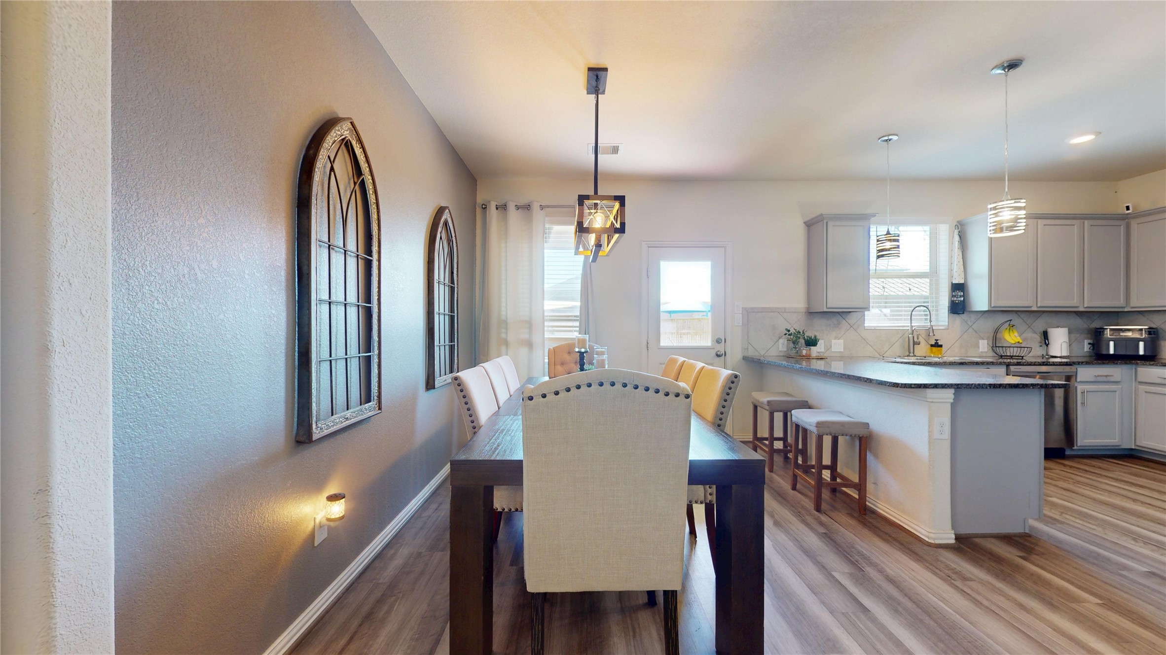 30807 Lake Spur Manor Property Photo 7