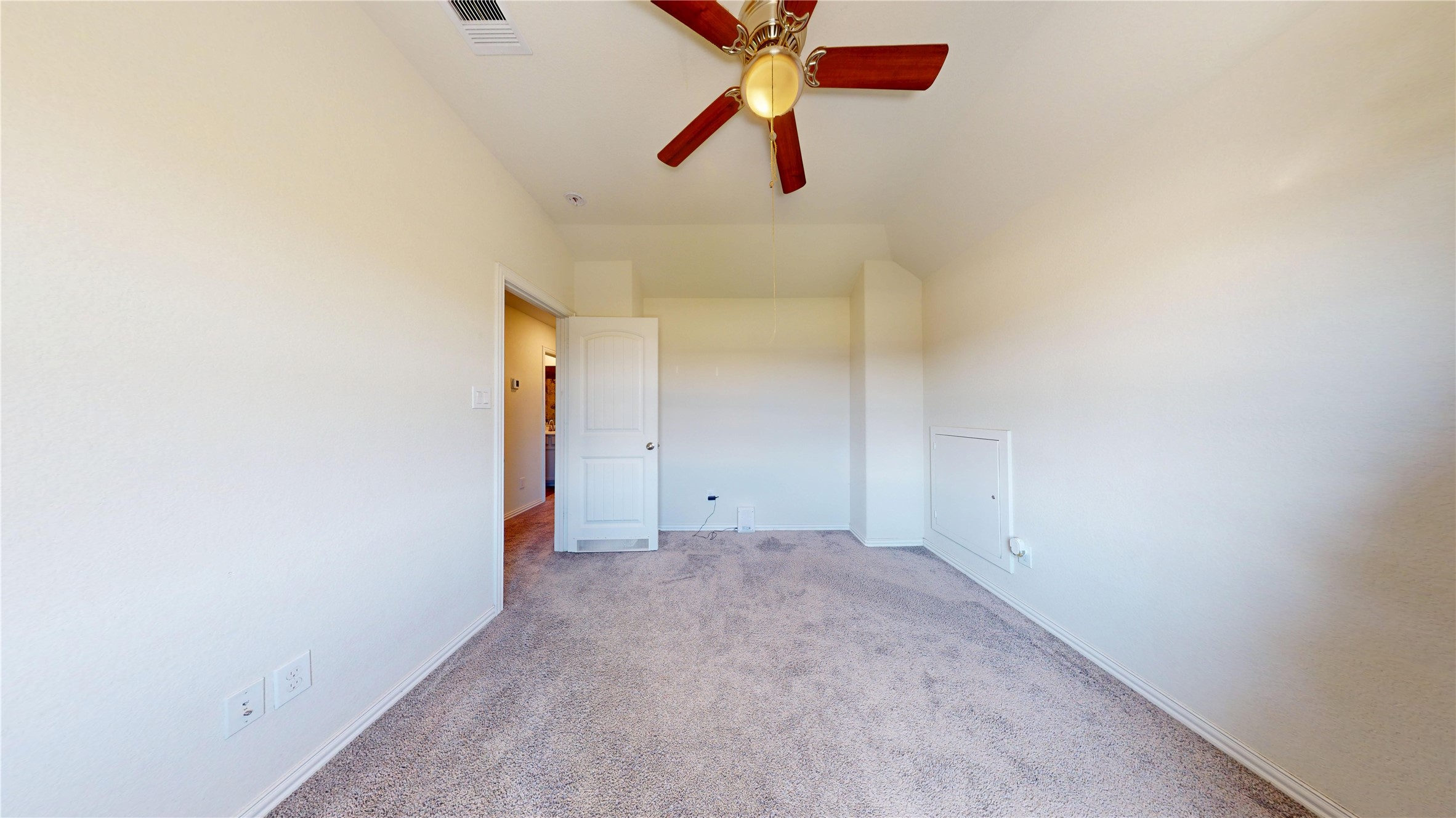 30807 Lake Spur Manor Property Photo 24