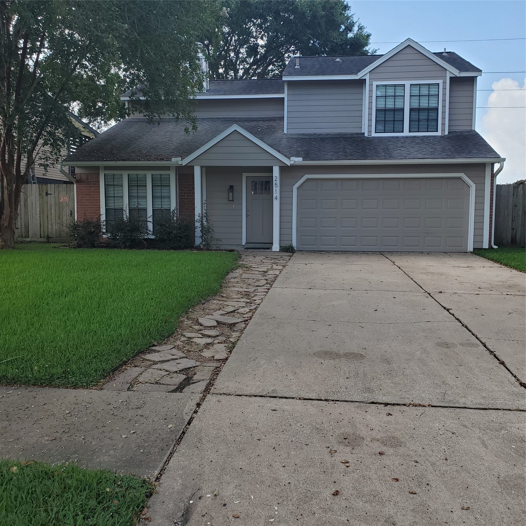 2514 Windswept Drive Property Photo 1