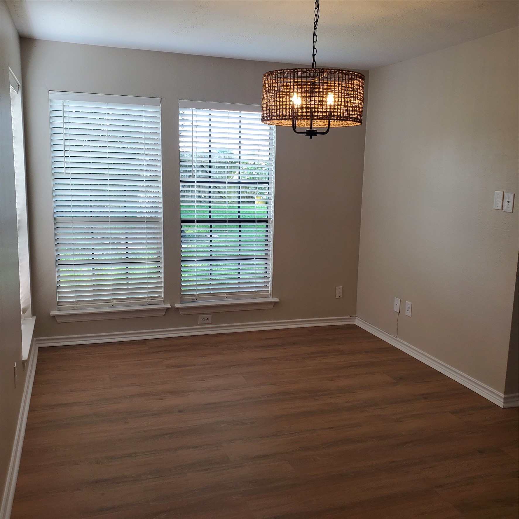 2514 Windswept Drive Property Photo 19
