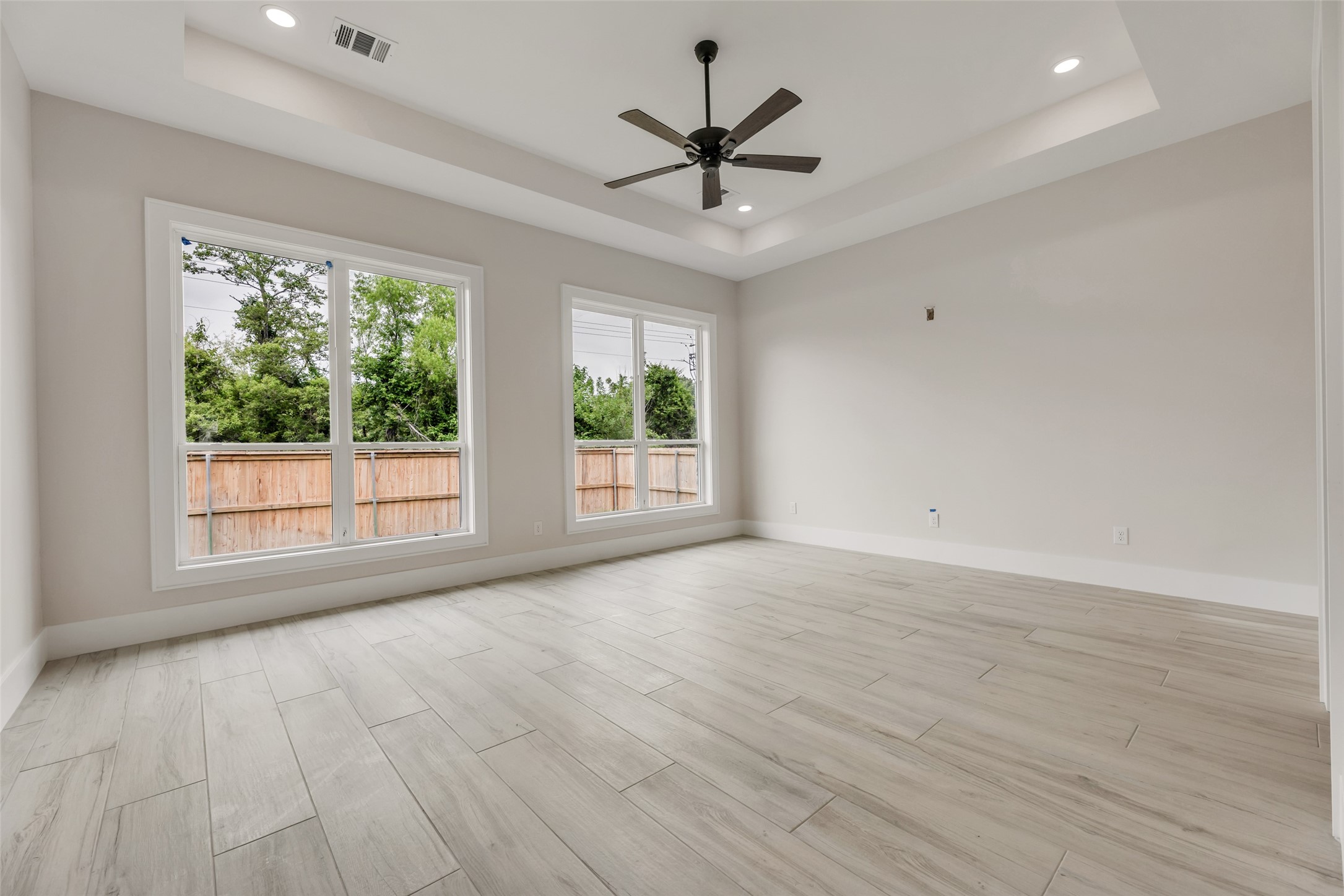 2044 Pebble Bend Drive Property Photo 19