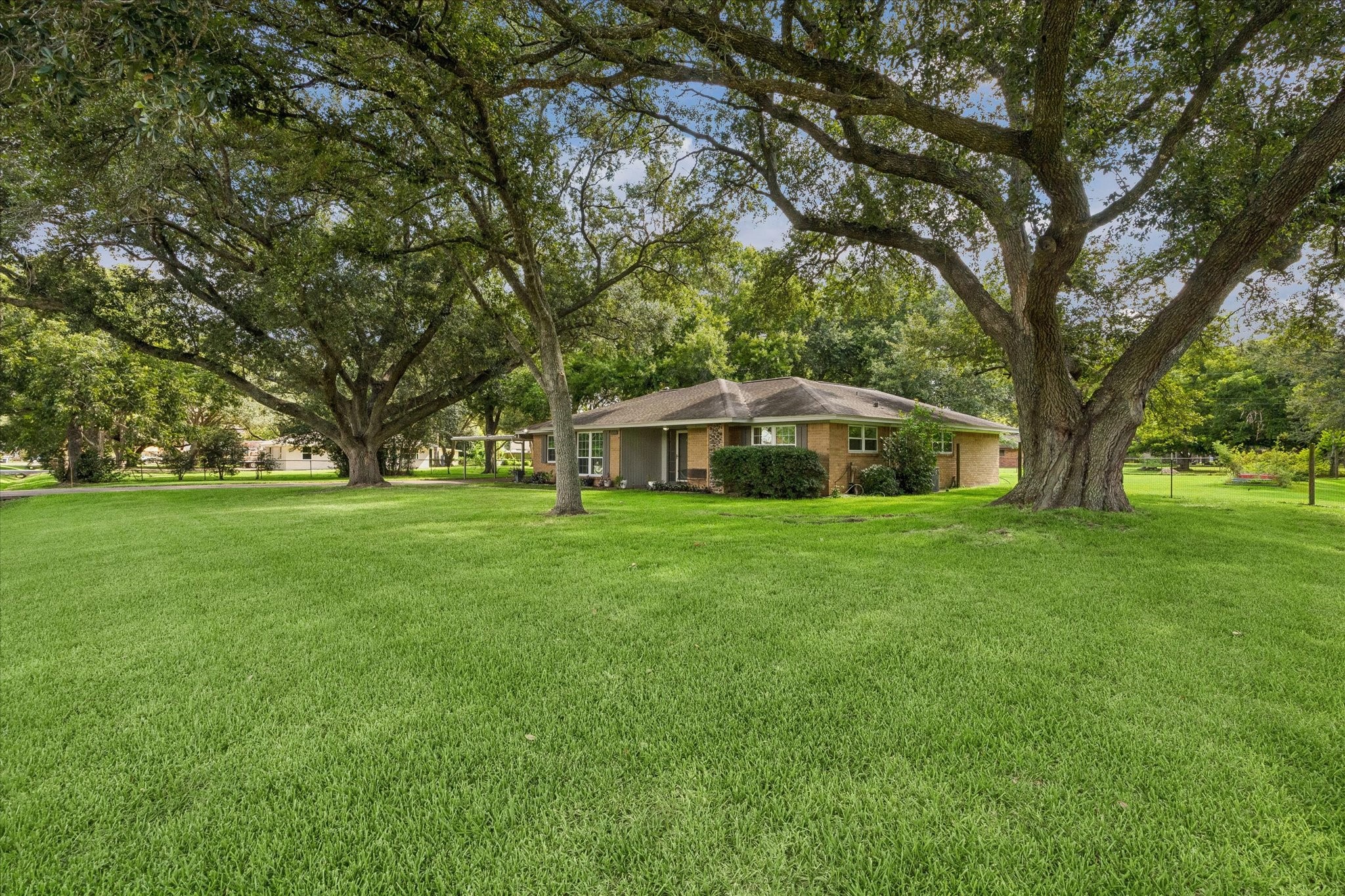 12511 Britt Road Property Photo 2