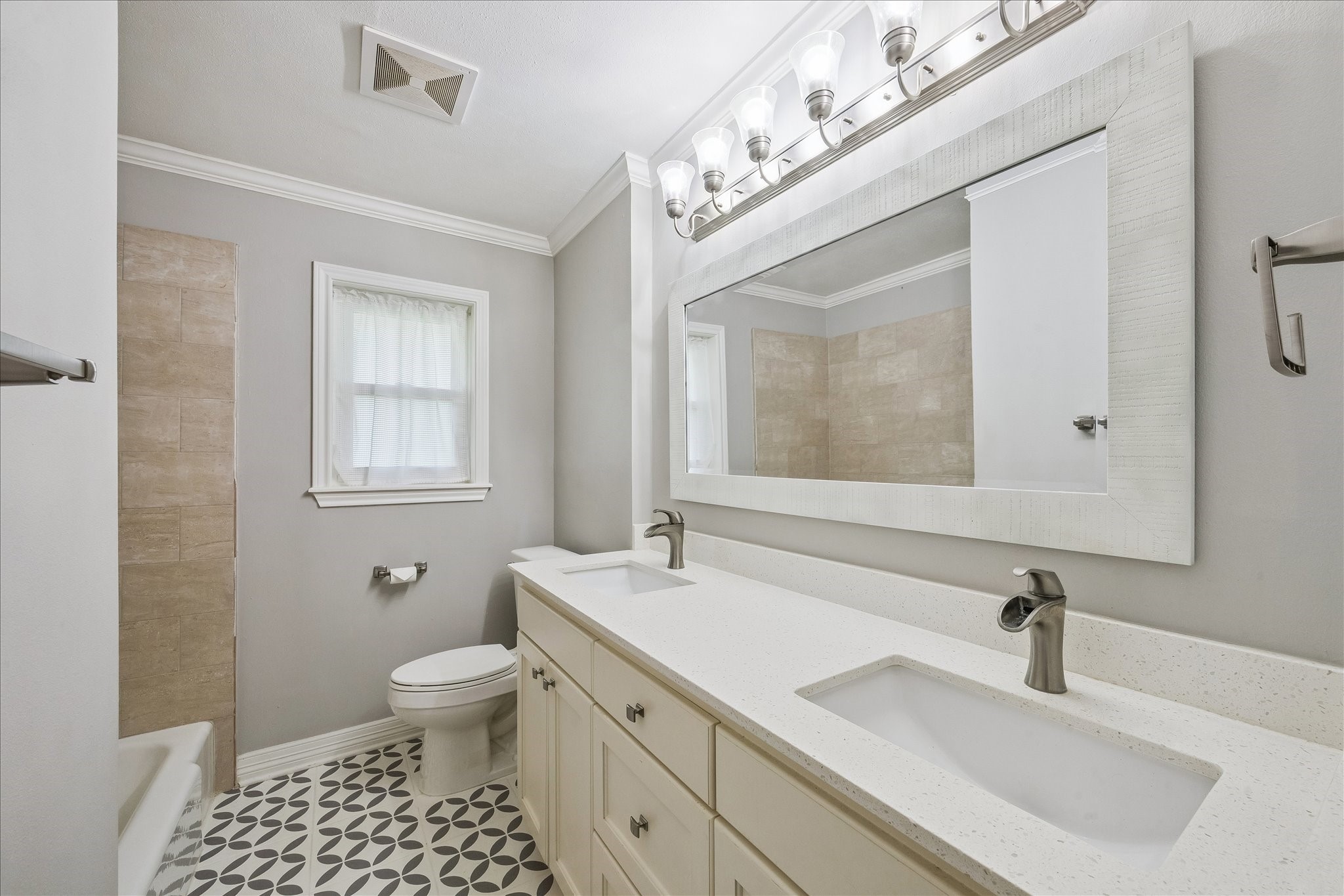 12511 Britt Road Property Photo 14