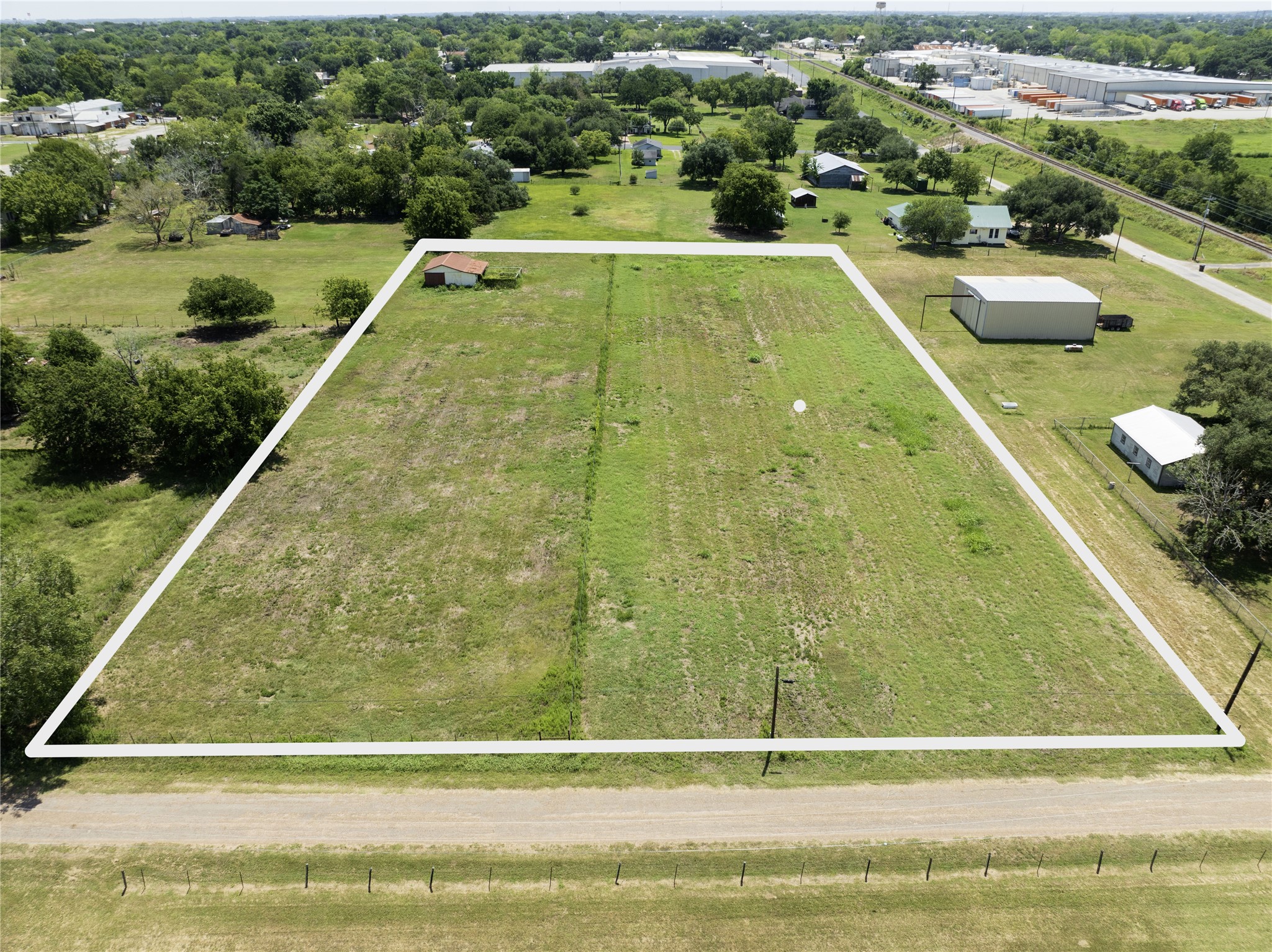 215 Old Highway 90 Loop Property Photo 1