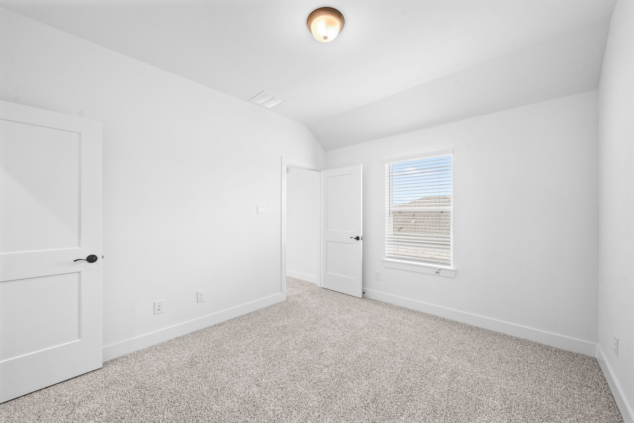 25027 Midnight Willow Drive Property Photo 28