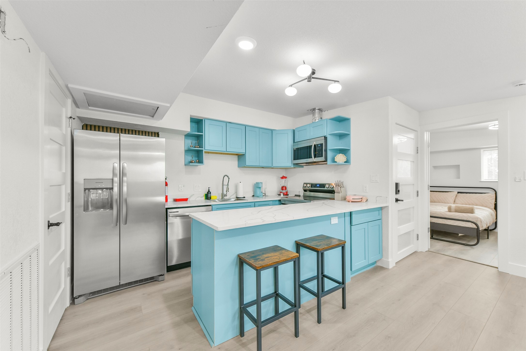 7103 Long Point Road D Property Photo 1