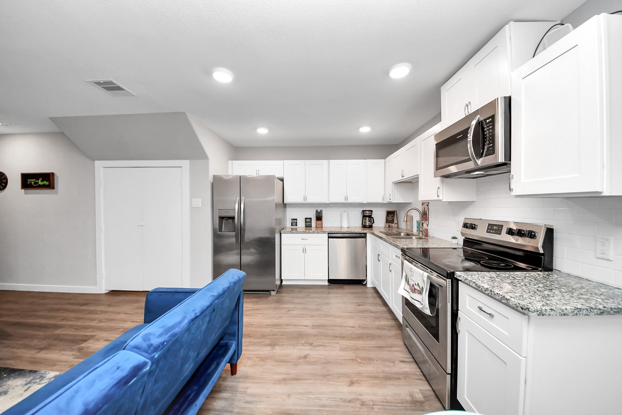 11610 Danford Lane B Property Photo 7