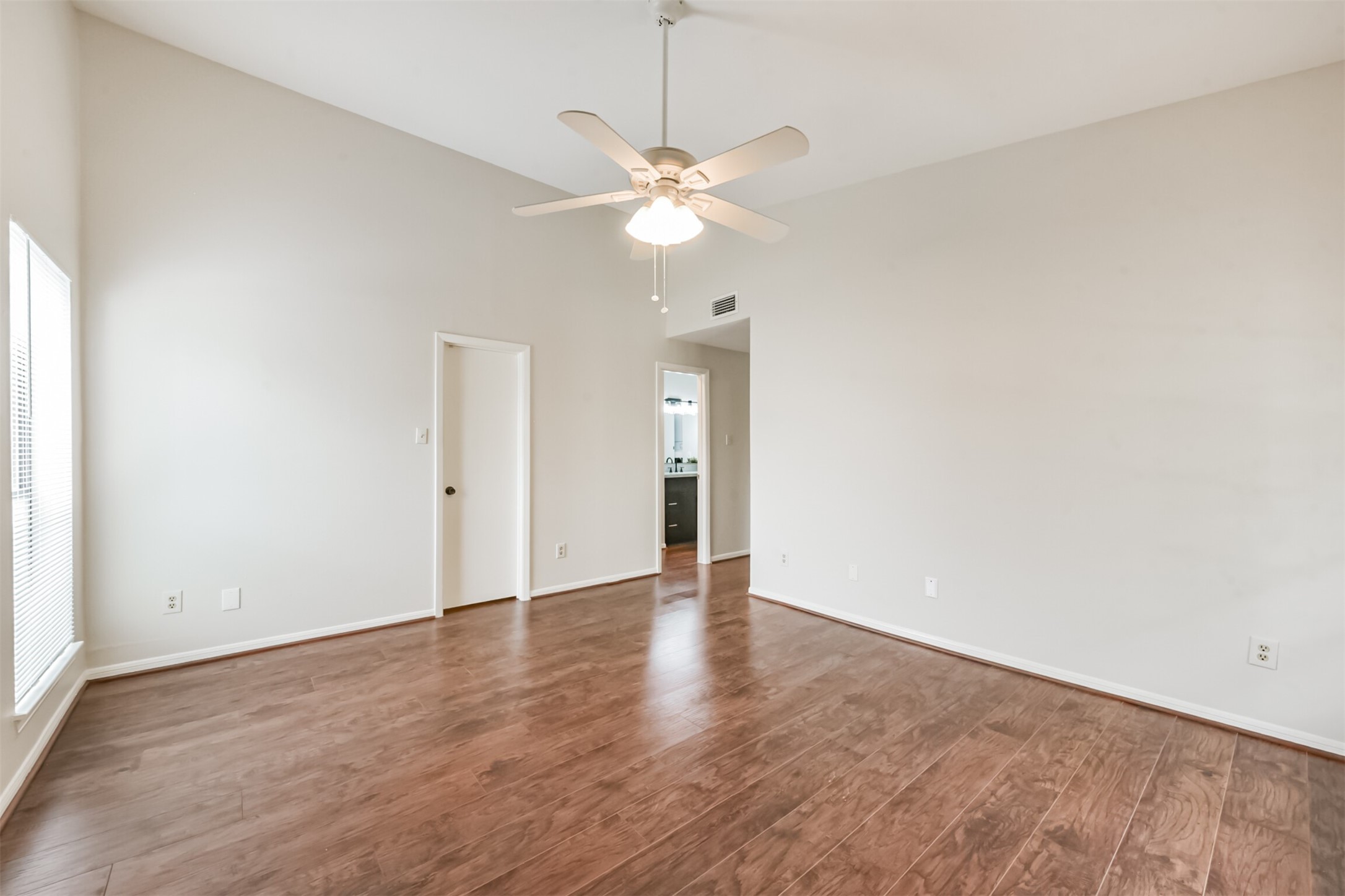 2001 Bering Drive 4d Property Photo 21