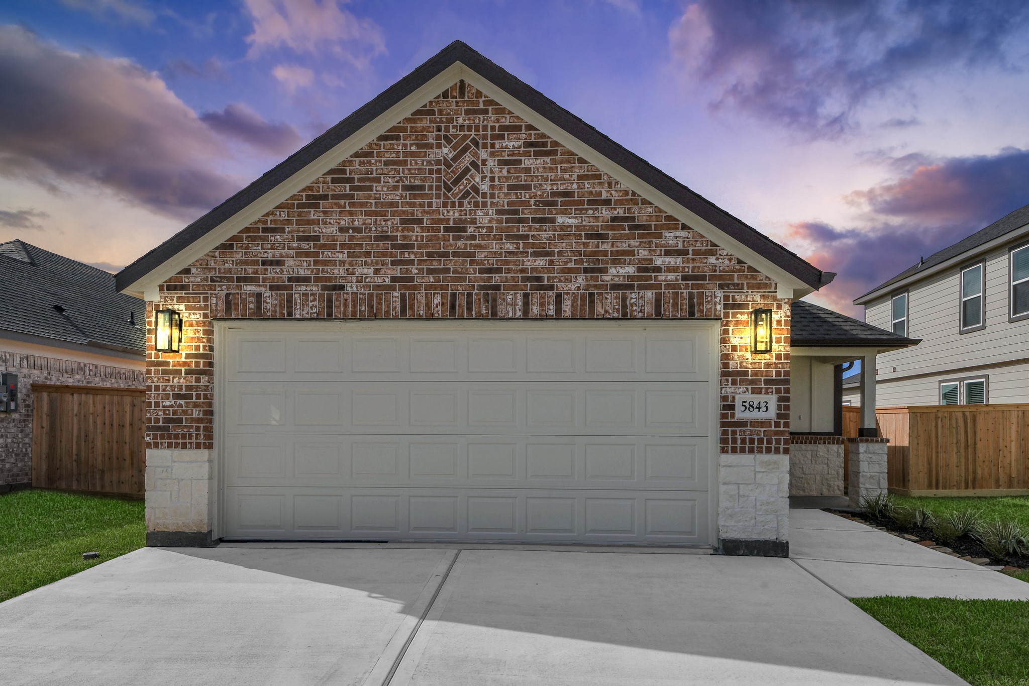 5843 Madison Trail Drive Property Photo