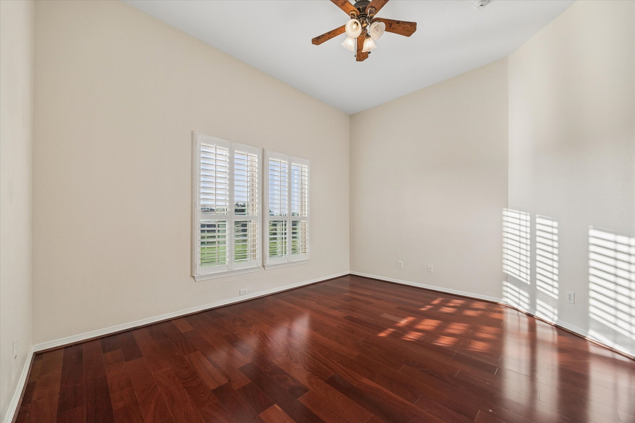 4511 Creek Point Lane Property Photo 35