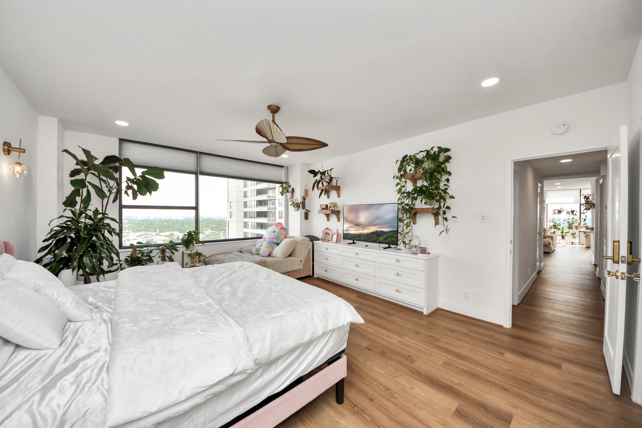14 Greenway Plaza 23p Property Photo 26