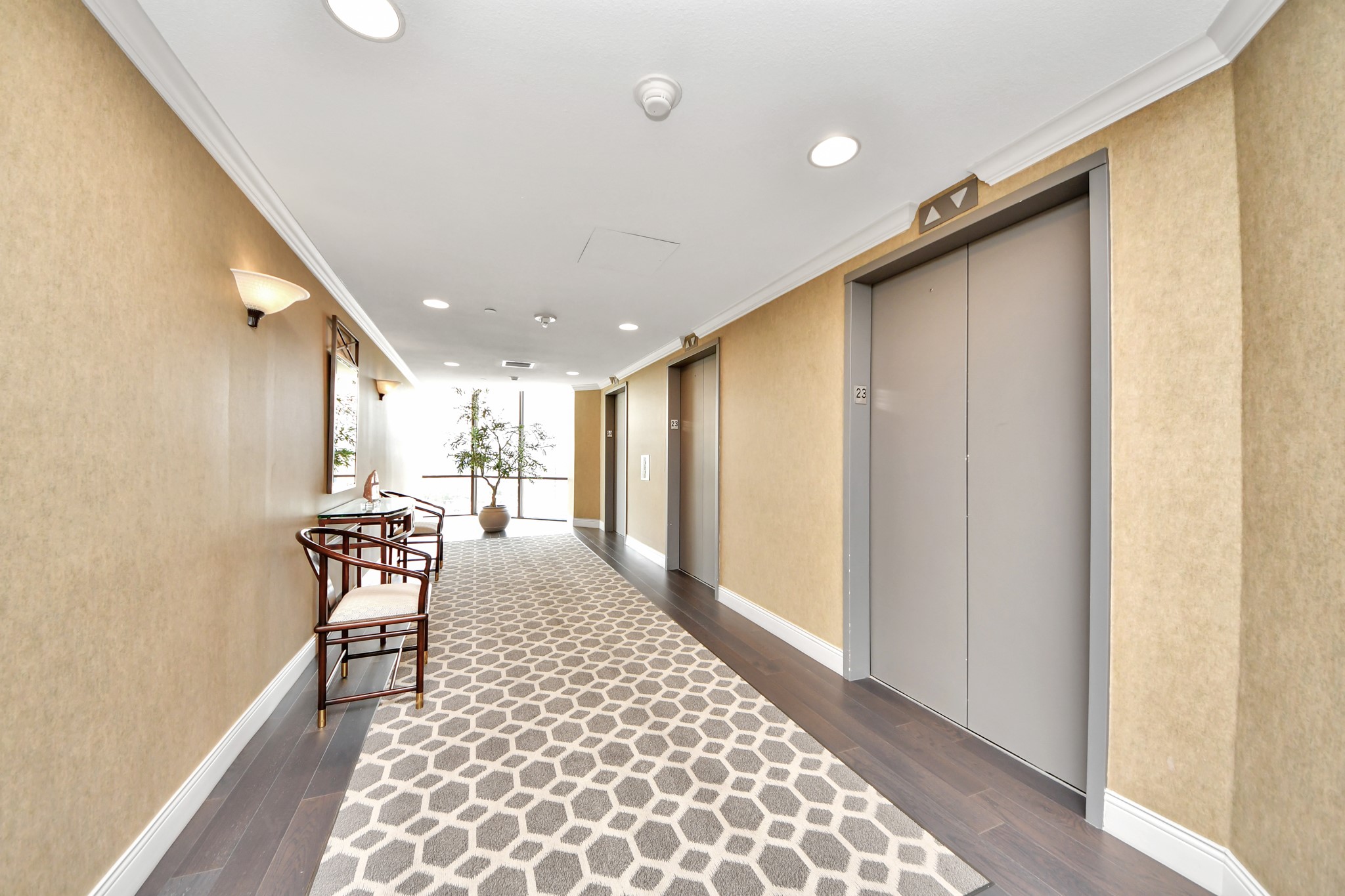 14 Greenway Plaza 23p Property Photo 38