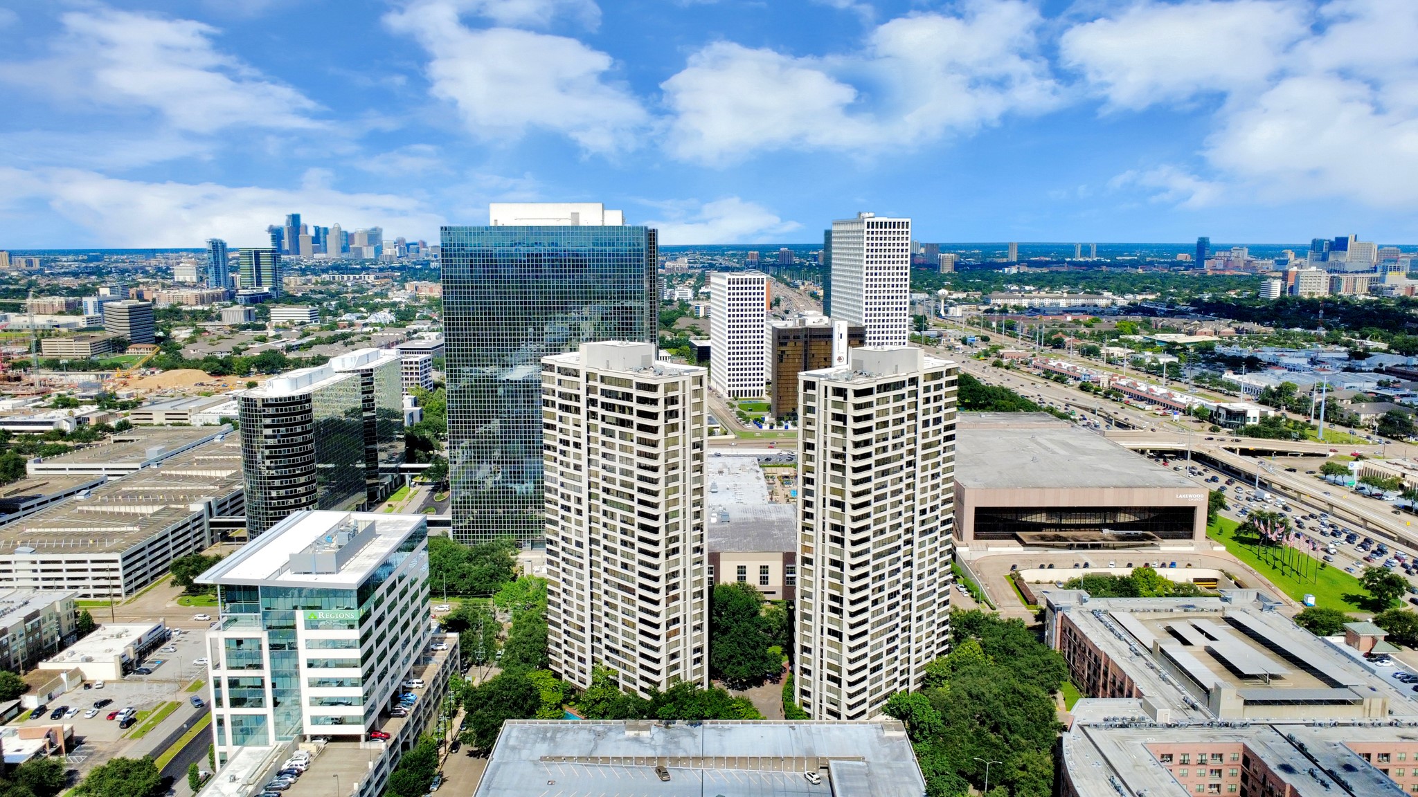14 Greenway Plaza 23p Property Photo 40