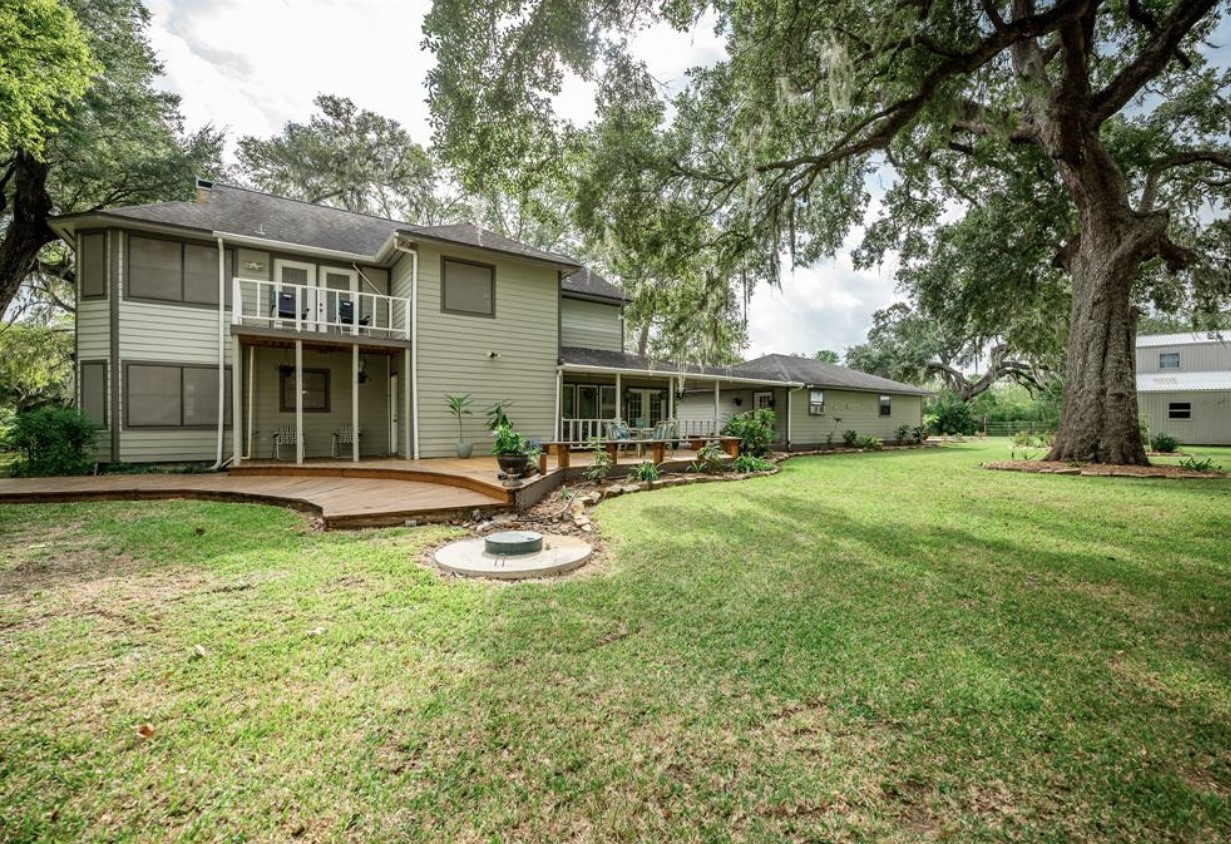 464 River Road Property Photo 2