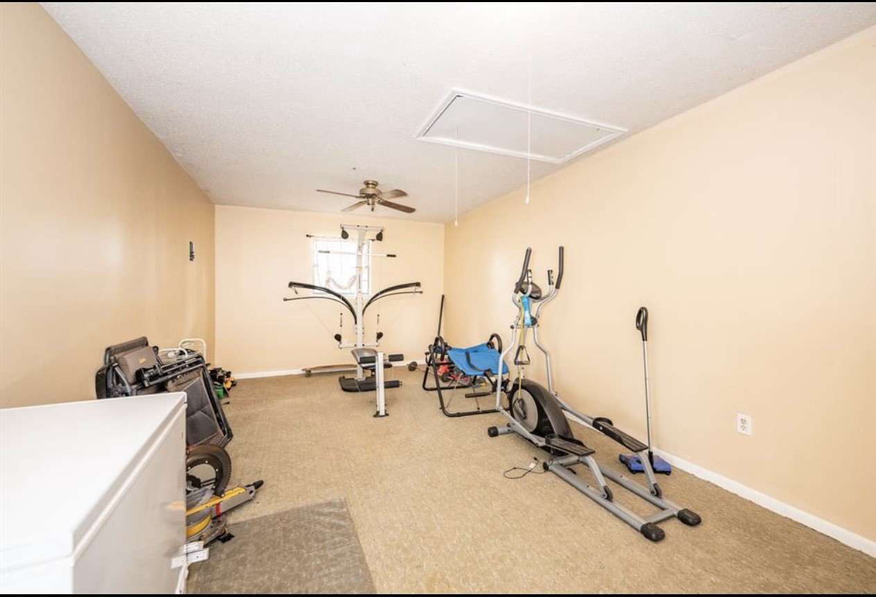 464 River Road Property Photo 12