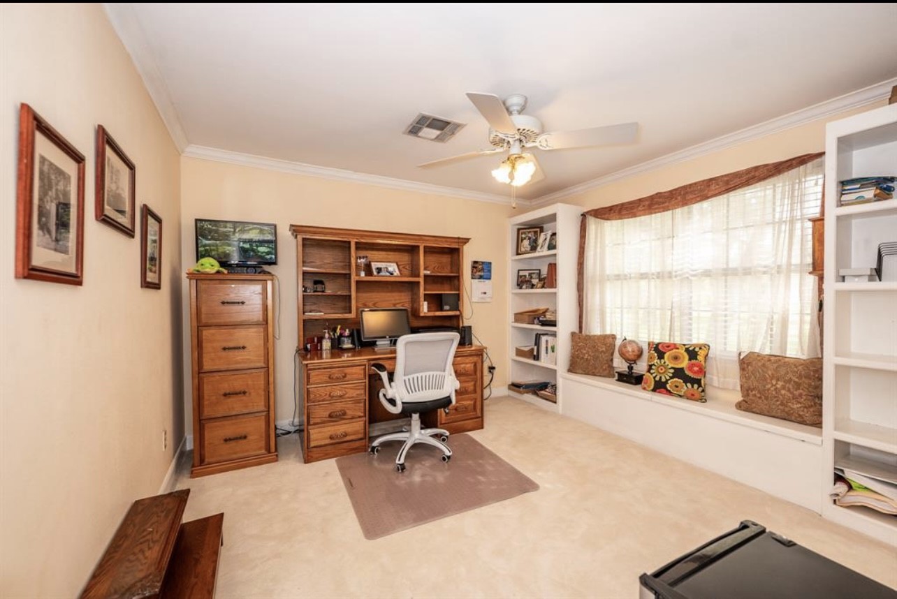464 River Road Property Photo 13