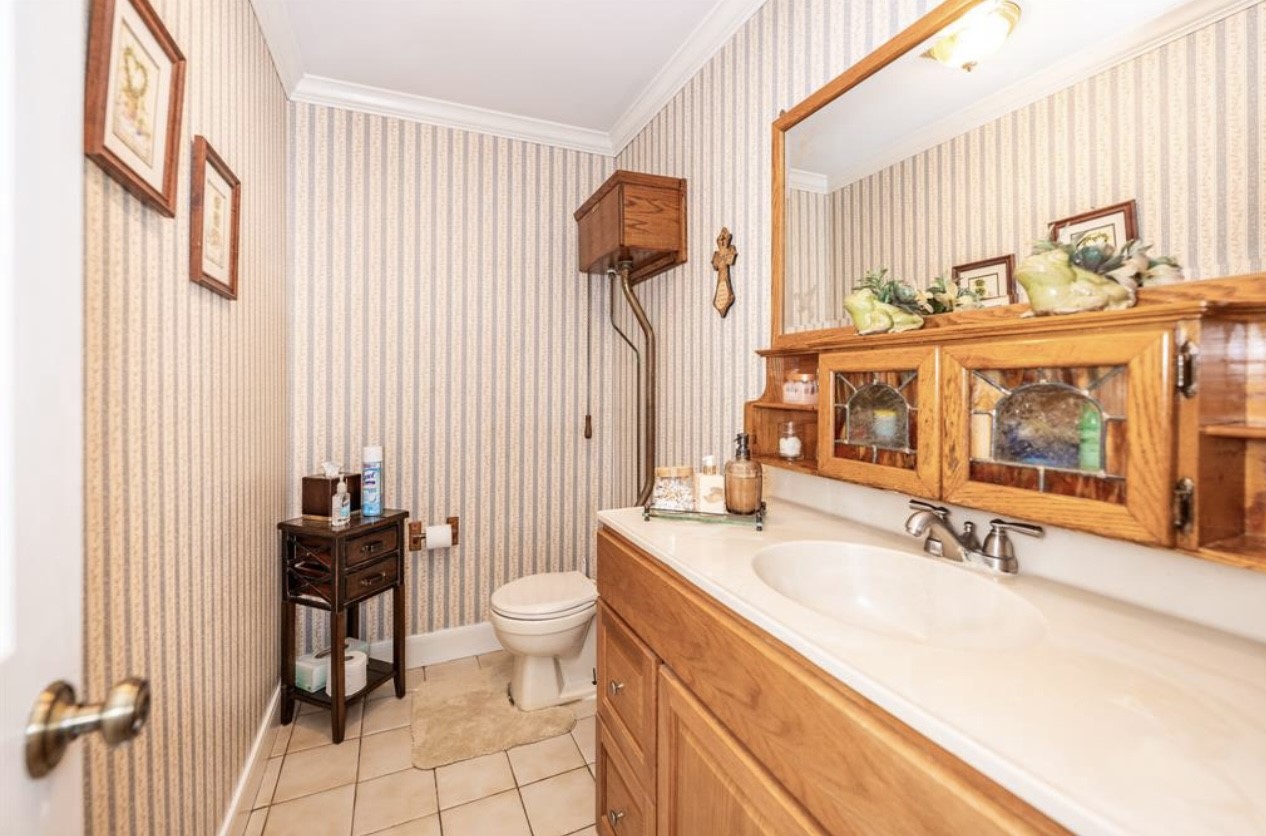 464 River Road Property Photo 15