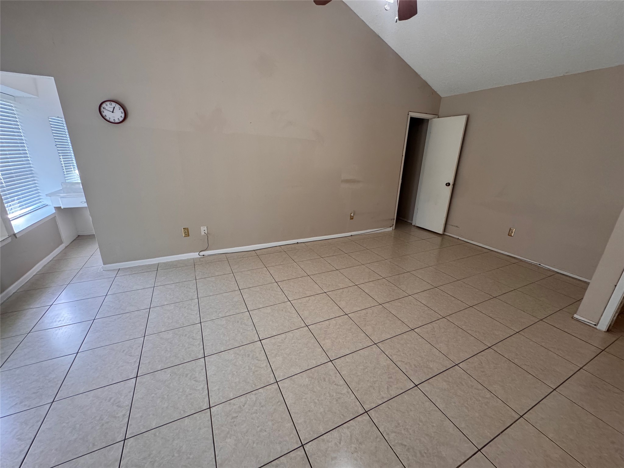 3423 Pecan Point Drive Property Photo 9