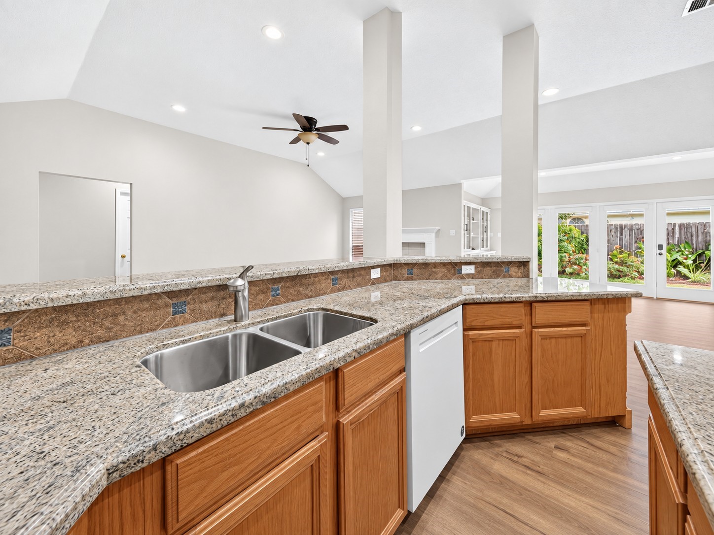 1518 Watts Avenue Property Photo 19