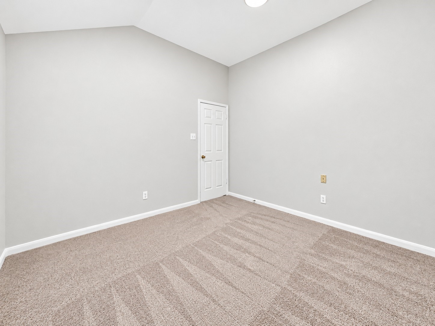 1518 Watts Avenue Property Photo 23