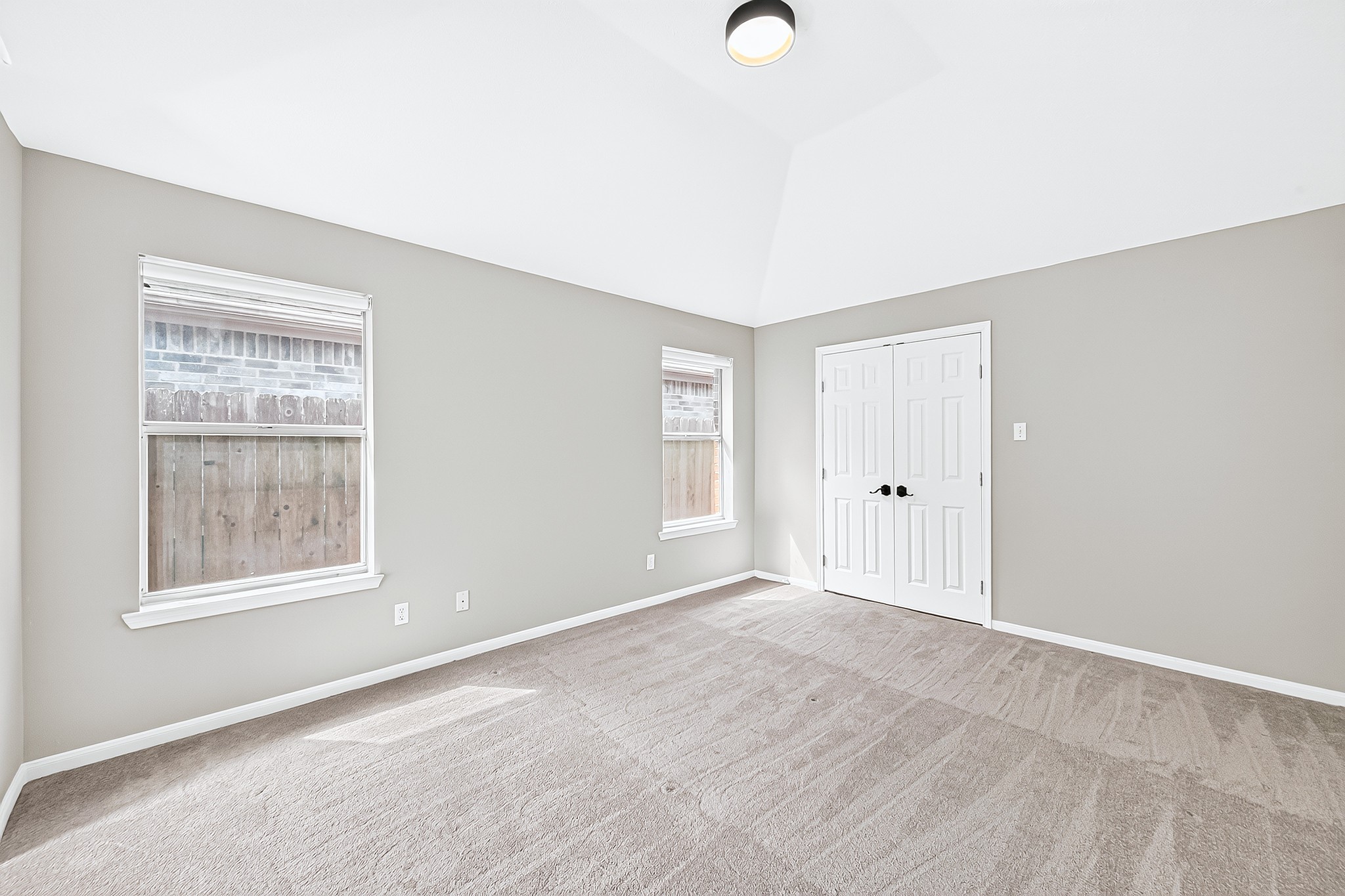 1518 Watts Avenue Property Photo 28