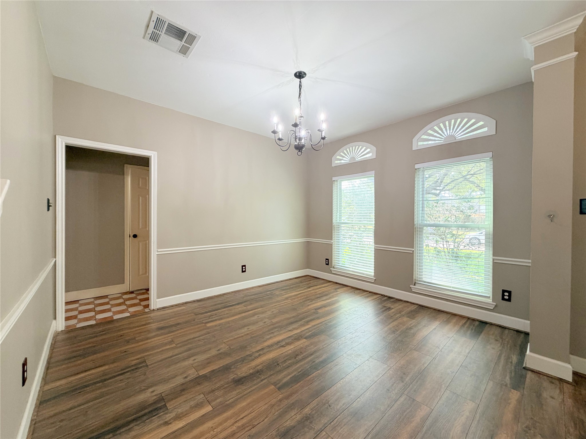 22510 Tullis Trail Court Property Photo 4