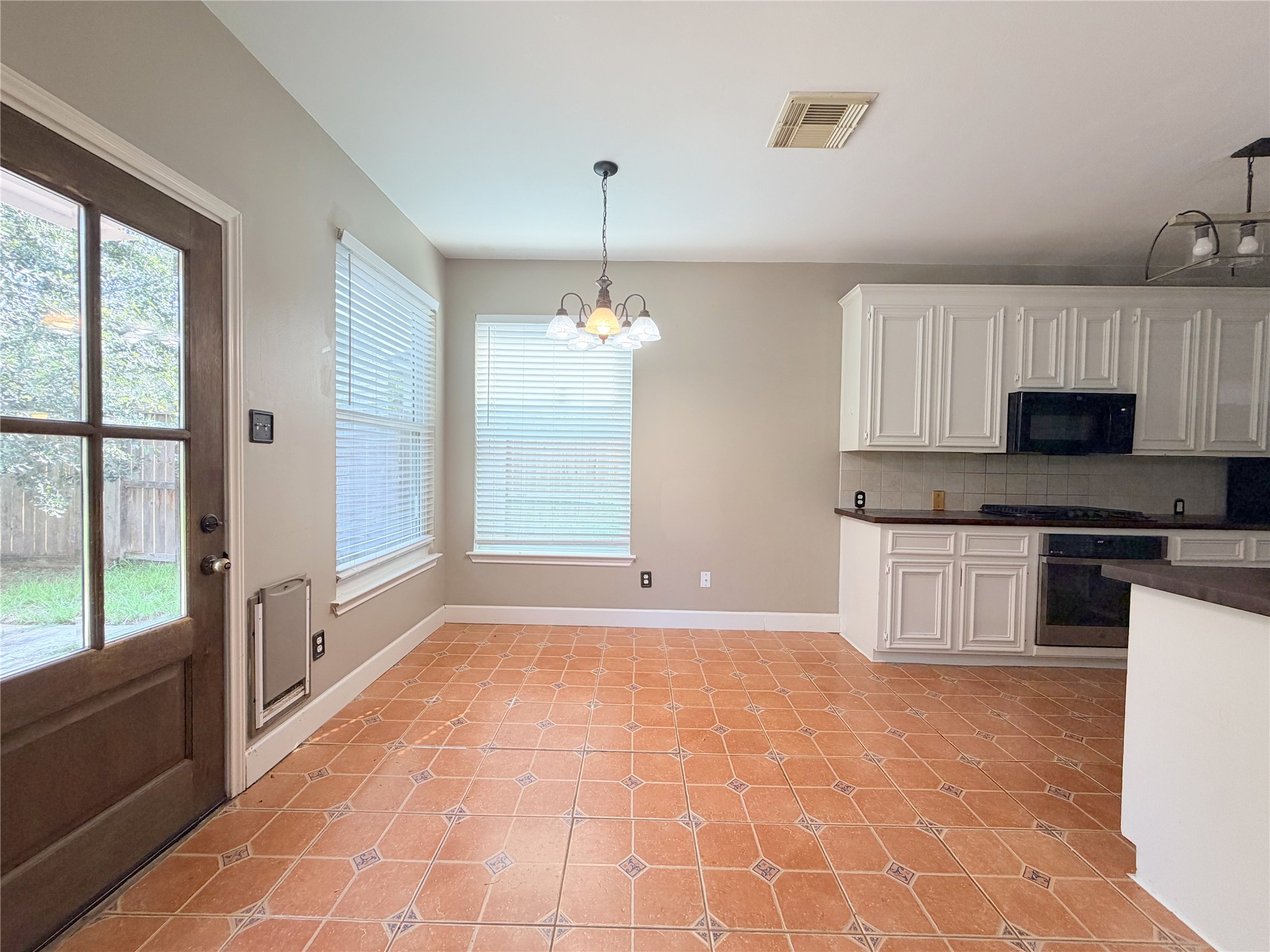 22510 Tullis Trail Court Property Photo 10