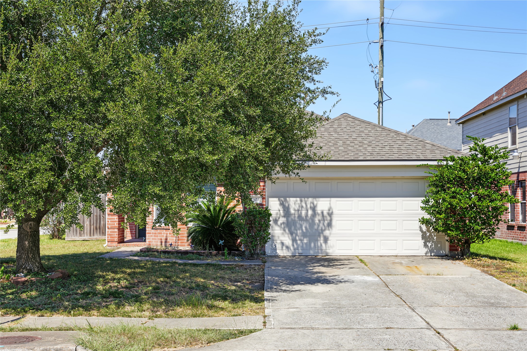 7303 Foxvista Lane Property Photo 2