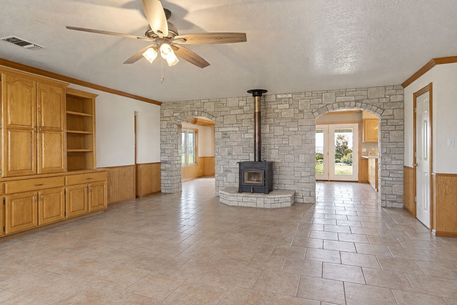 369b Sakewitz Property Photo 5