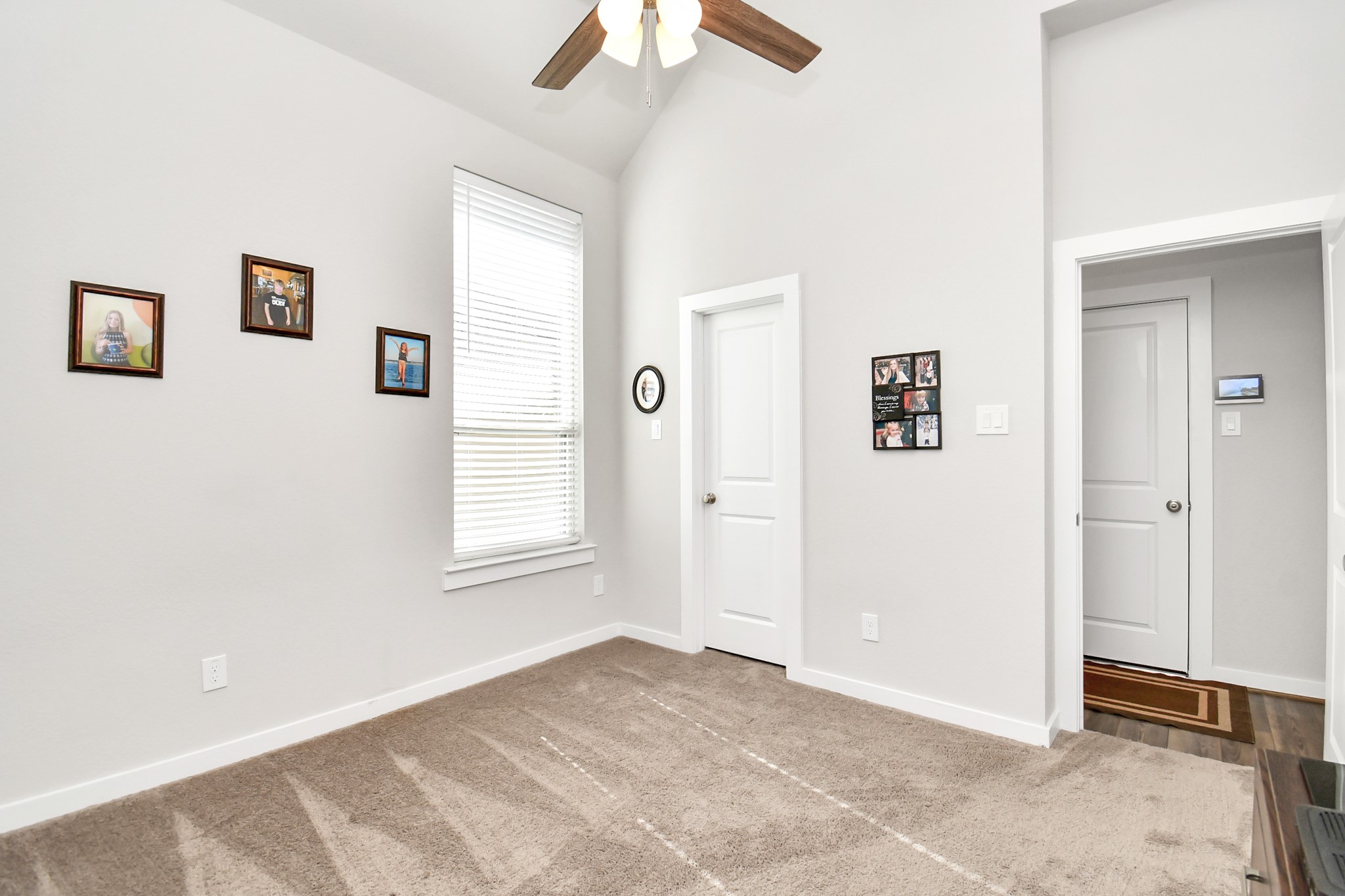 4323 Sandy Cove Drive Property Photo 25