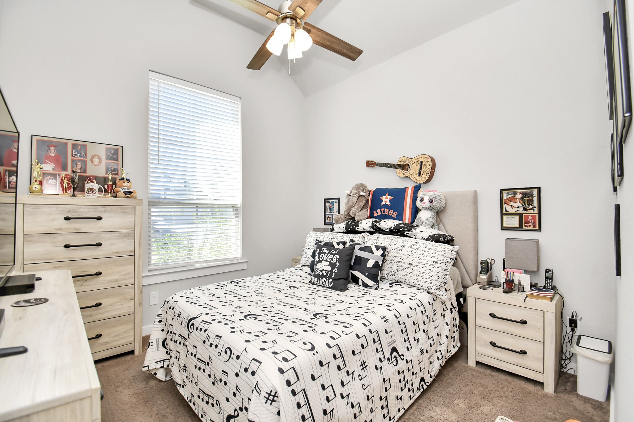 4323 Sandy Cove Drive Property Photo 26