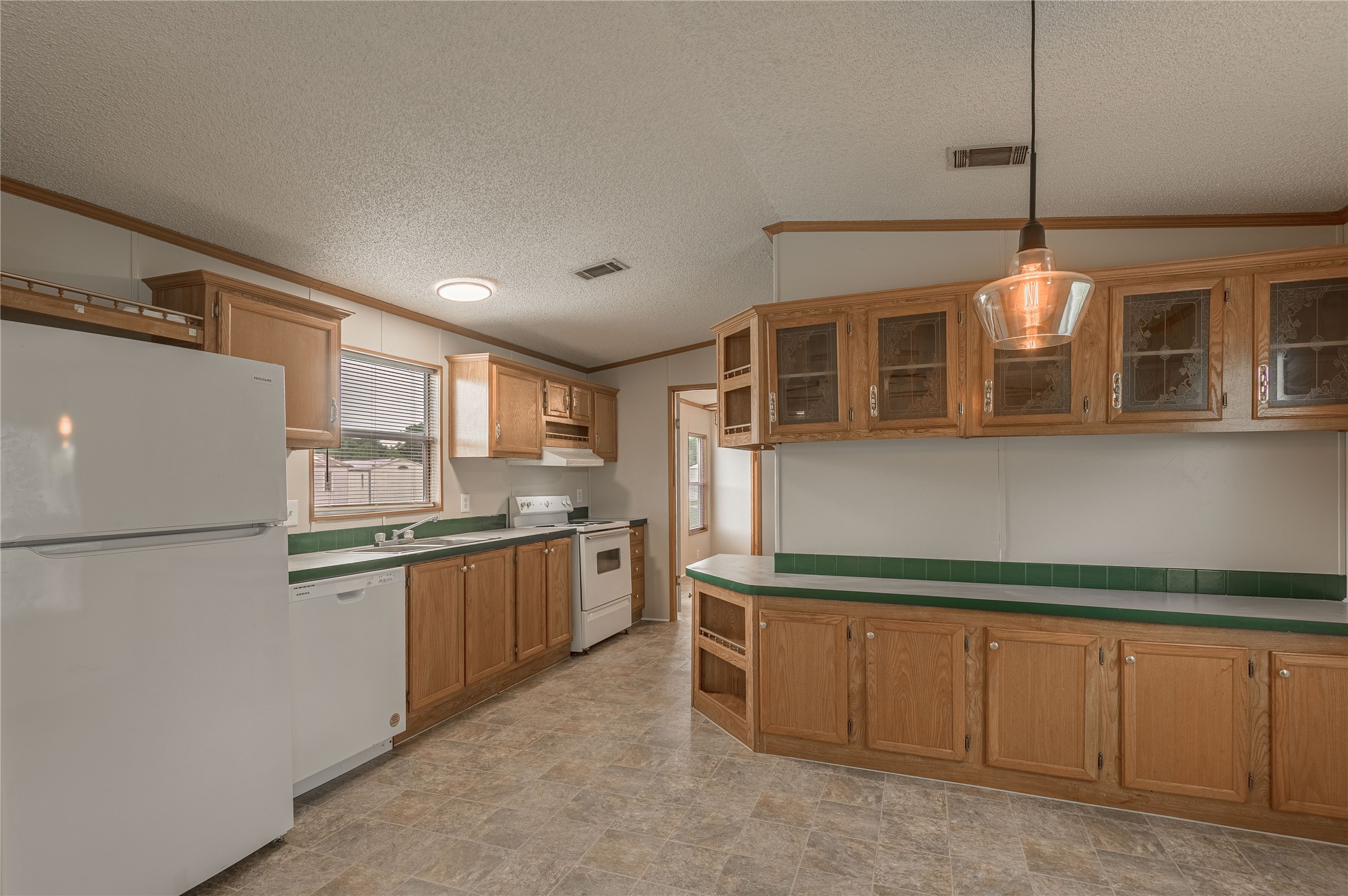 1345 Fm 405 Road 2 Property Photo 4