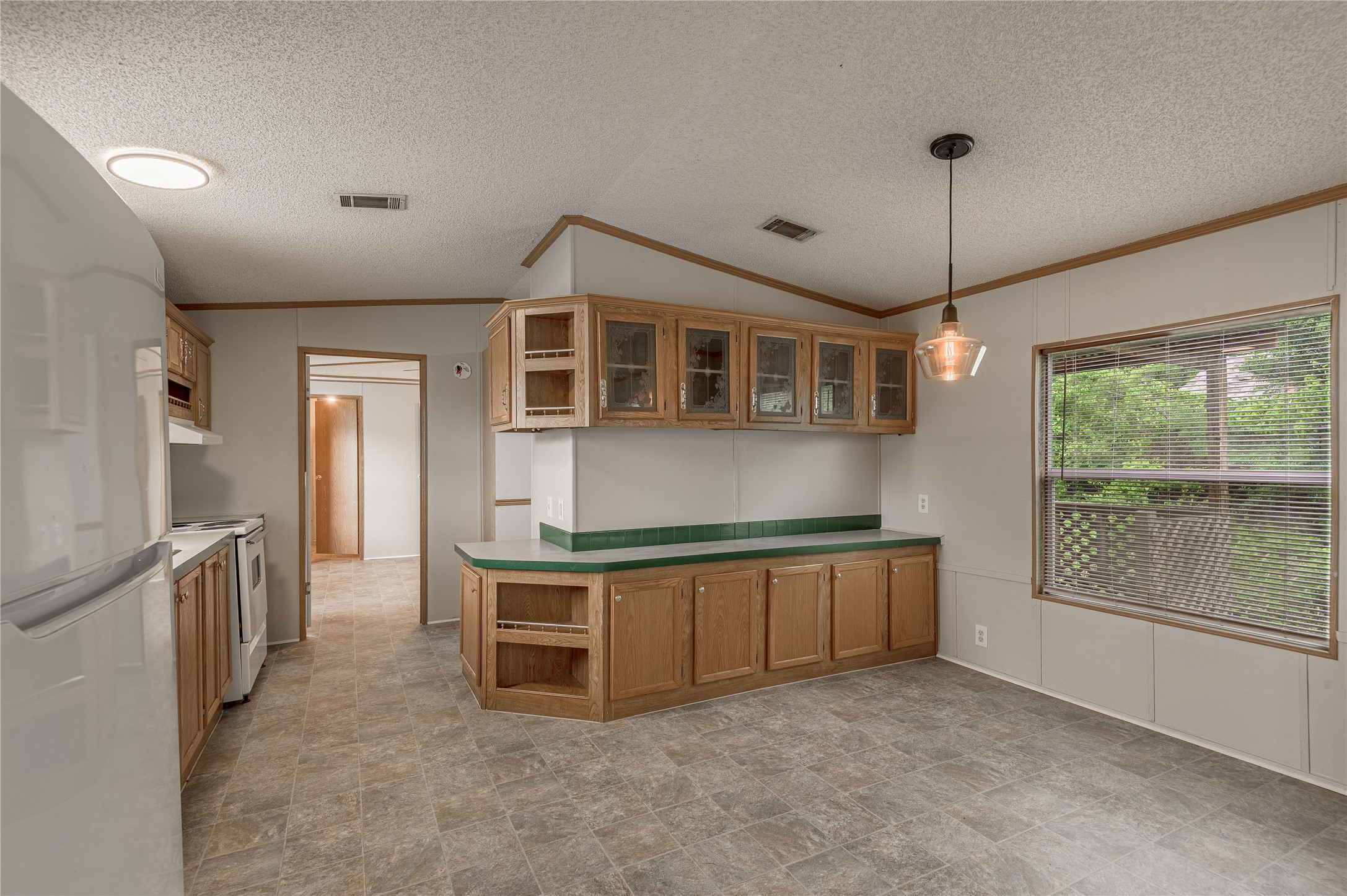 1345 Fm 405 Road 2 Property Photo 5