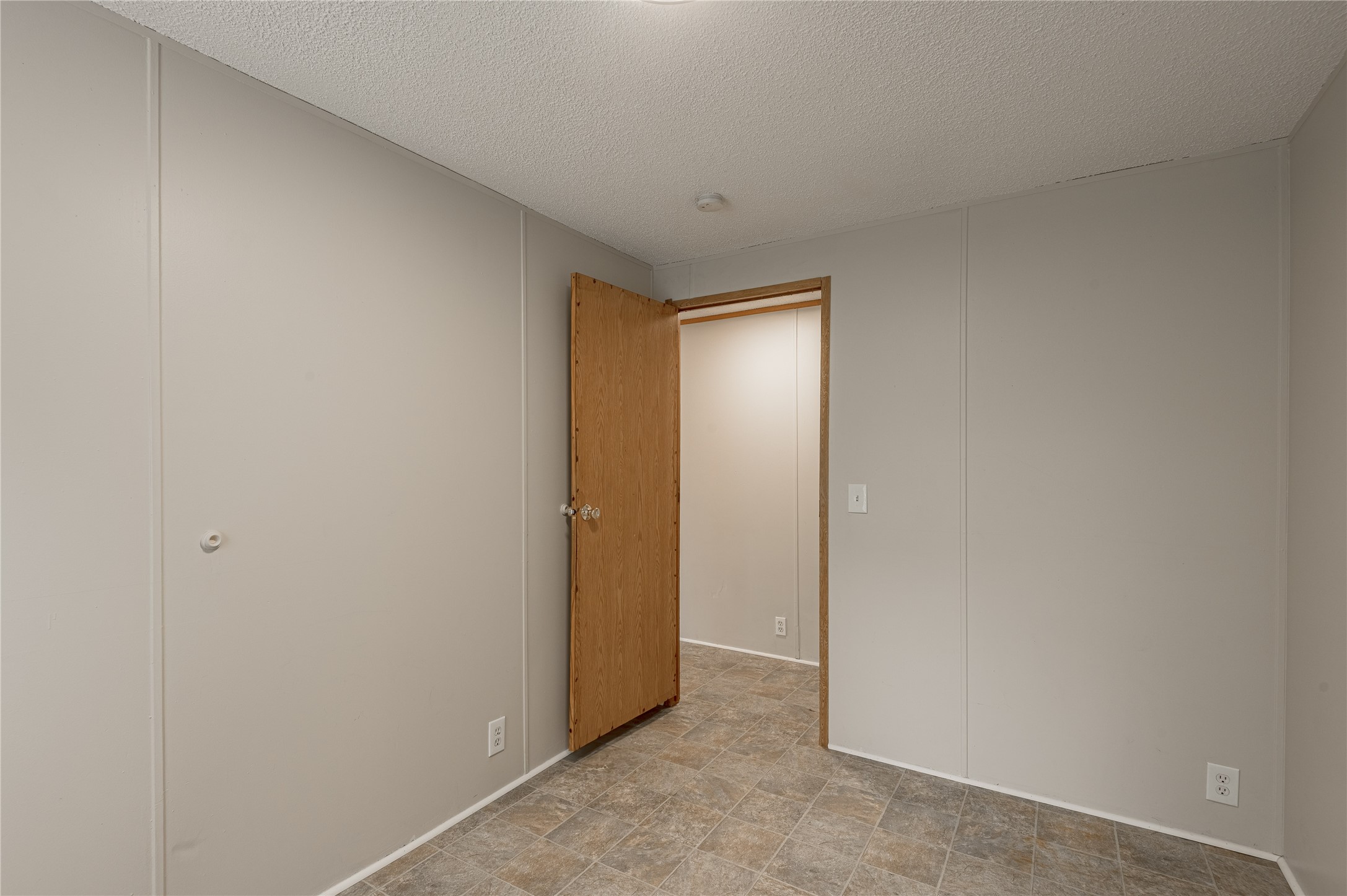 1345 Fm 405 Road 2 Property Photo 16