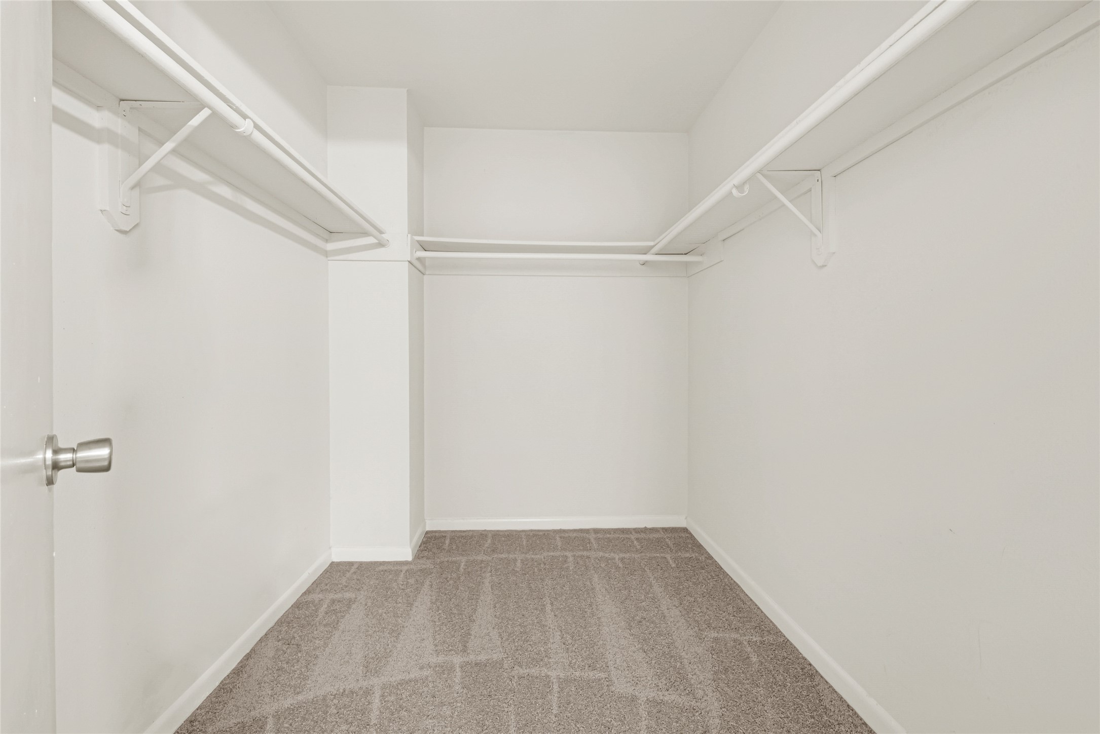 4910 Brownfields Court Property Photo 21