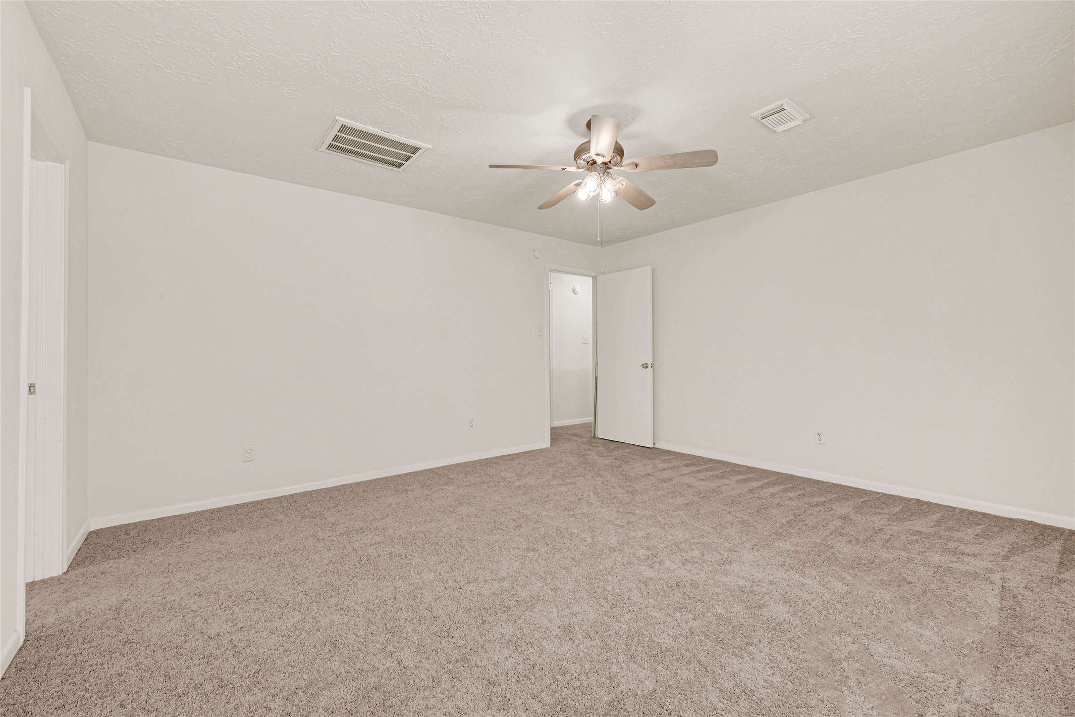 4910 Brownfields Court Property Photo 22