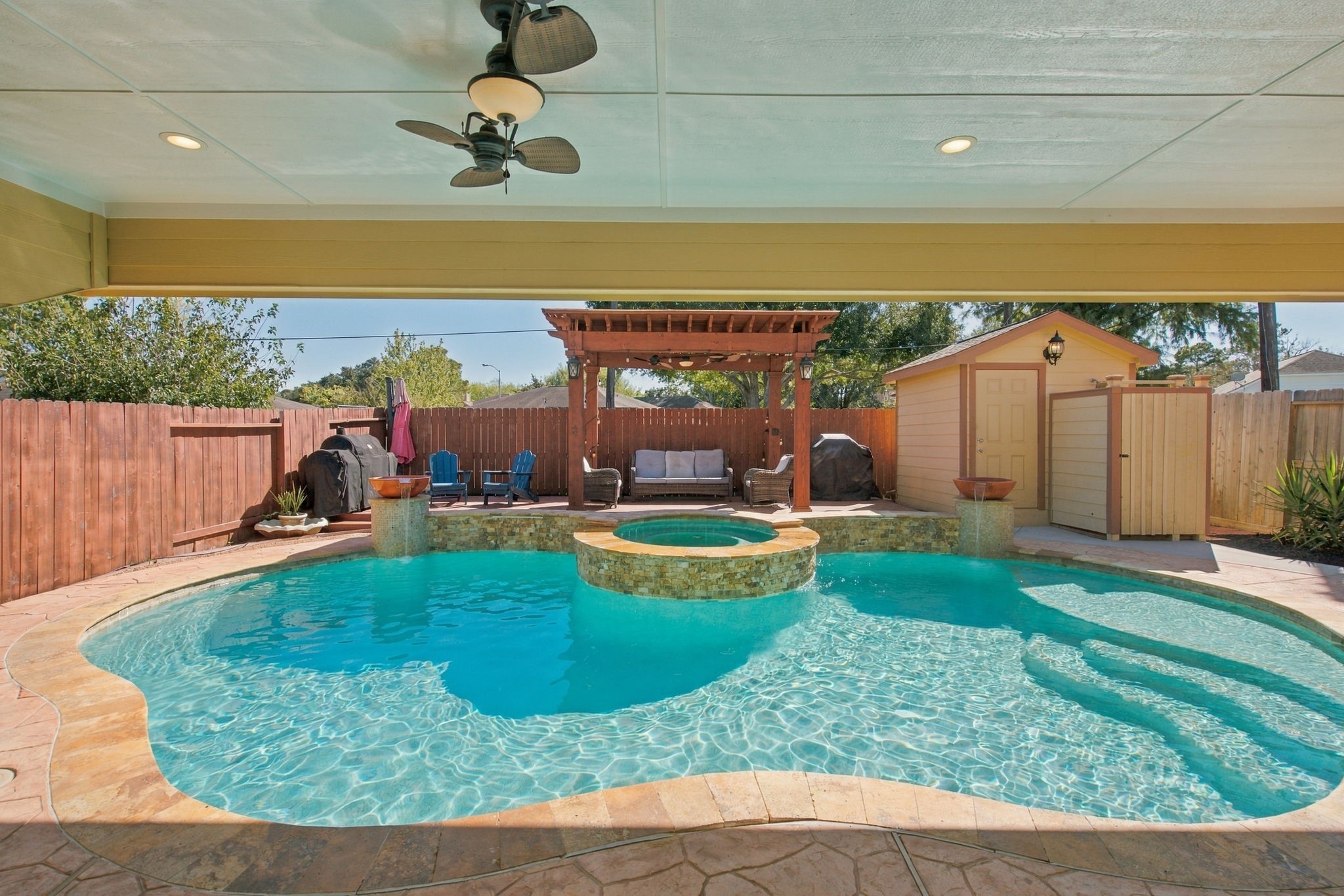 20023 Sunshine Ridge Lane Property Photo 1