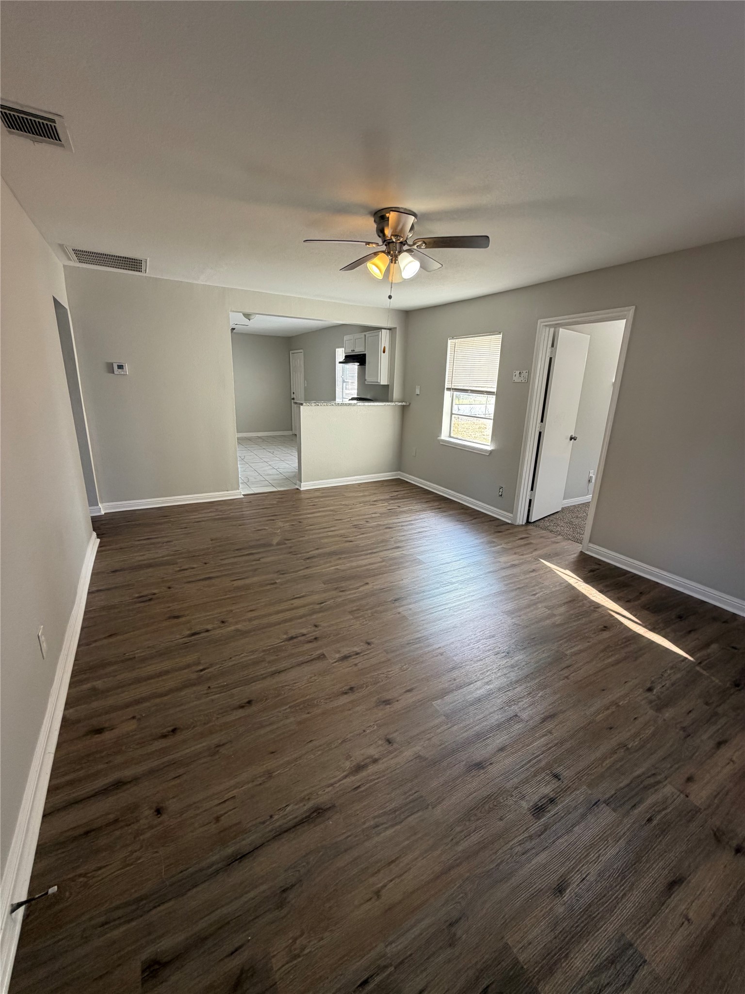 2101 Camille Street Property Photo 3