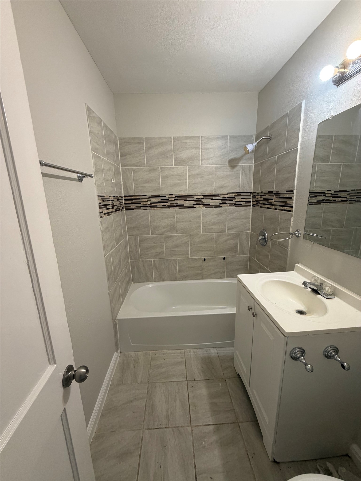 2101 Camille Street Property Photo 5