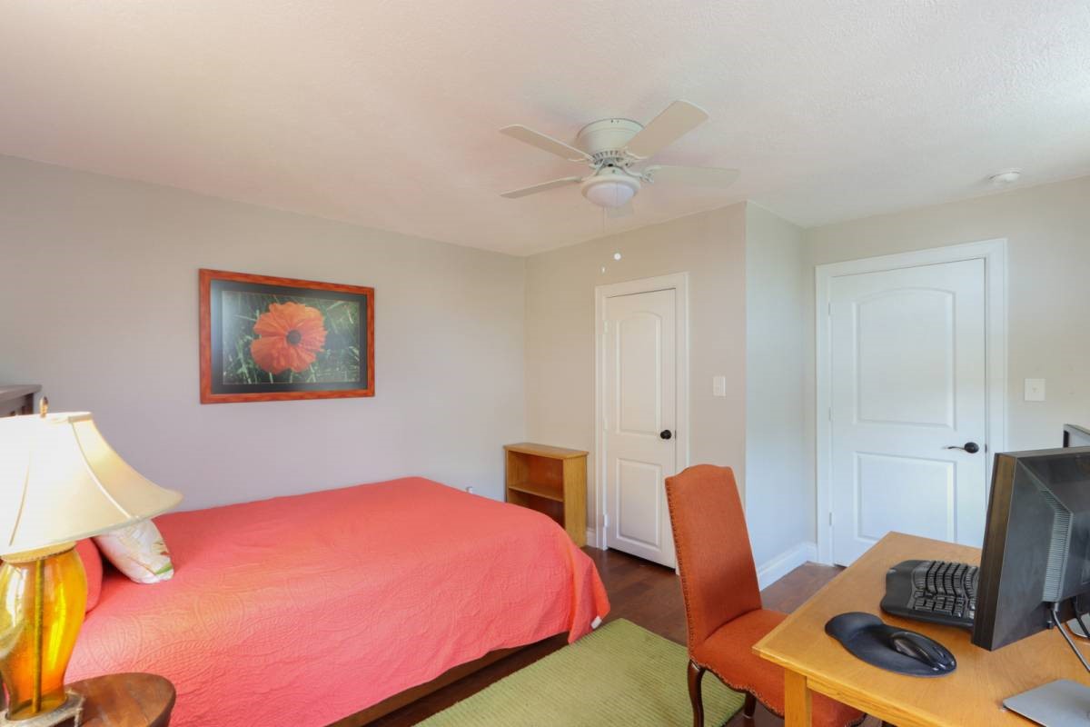 2015 Avenue L Property Photo 9