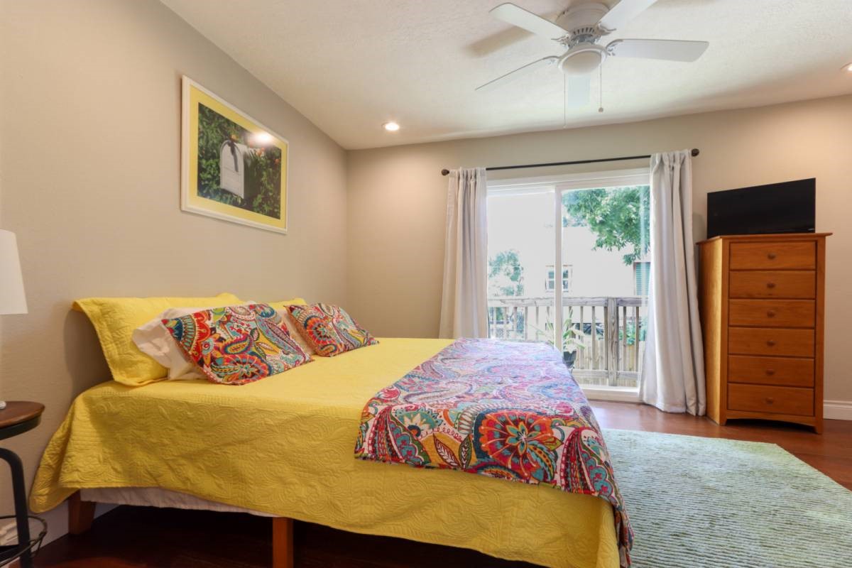 2015 Avenue L Property Photo 12