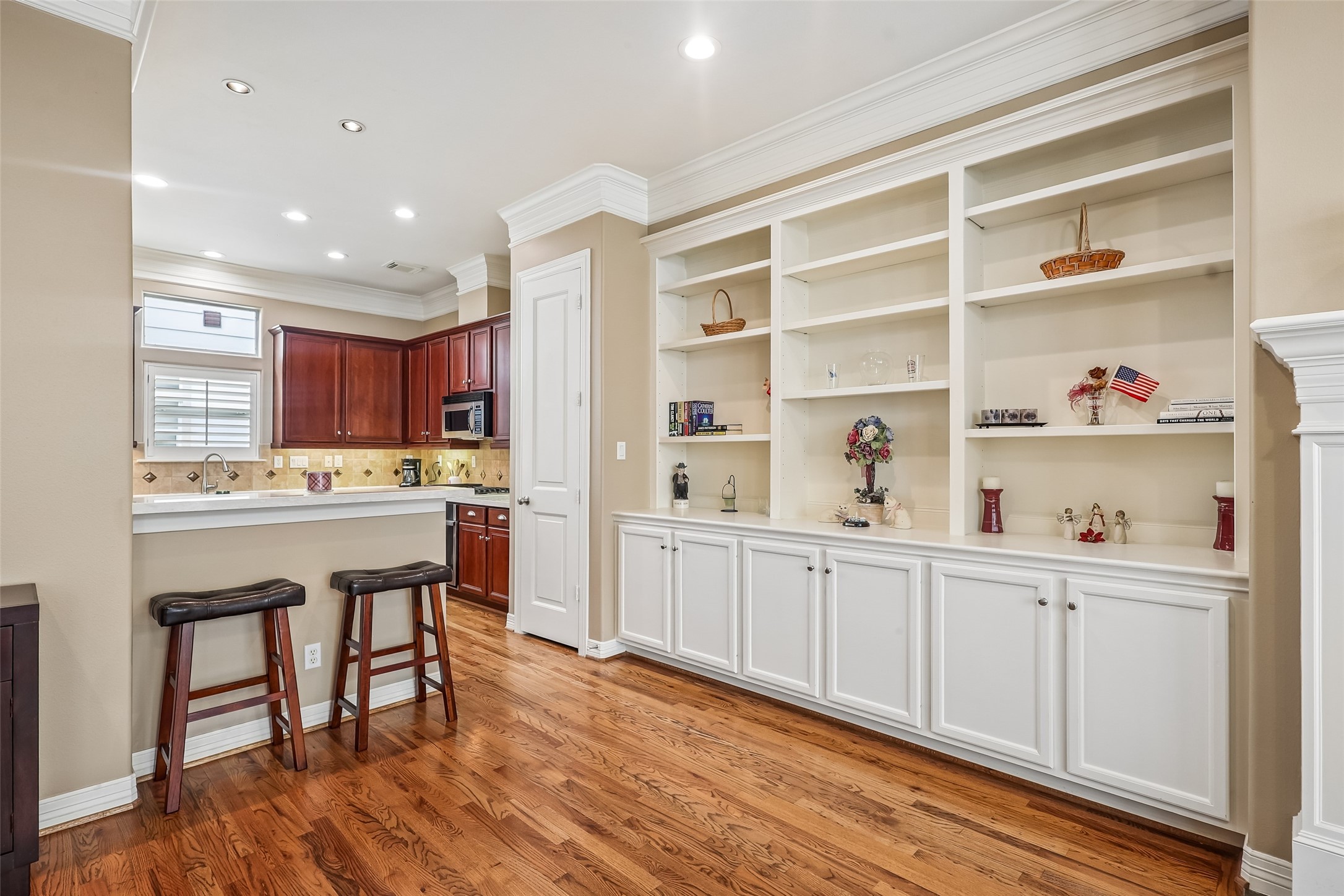 641 Hartman Street Property Photo 10