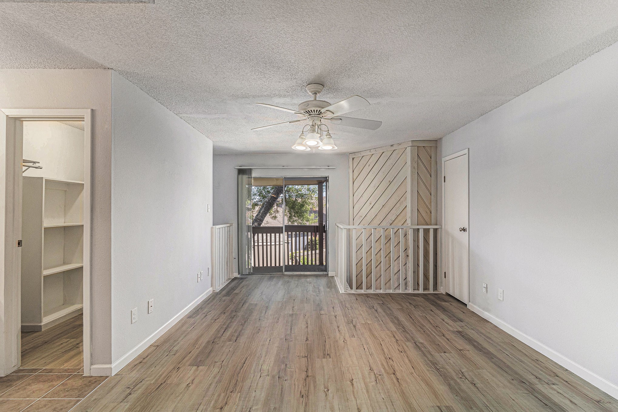 1900 Bay Area Boulevard 121 Property Photo 10