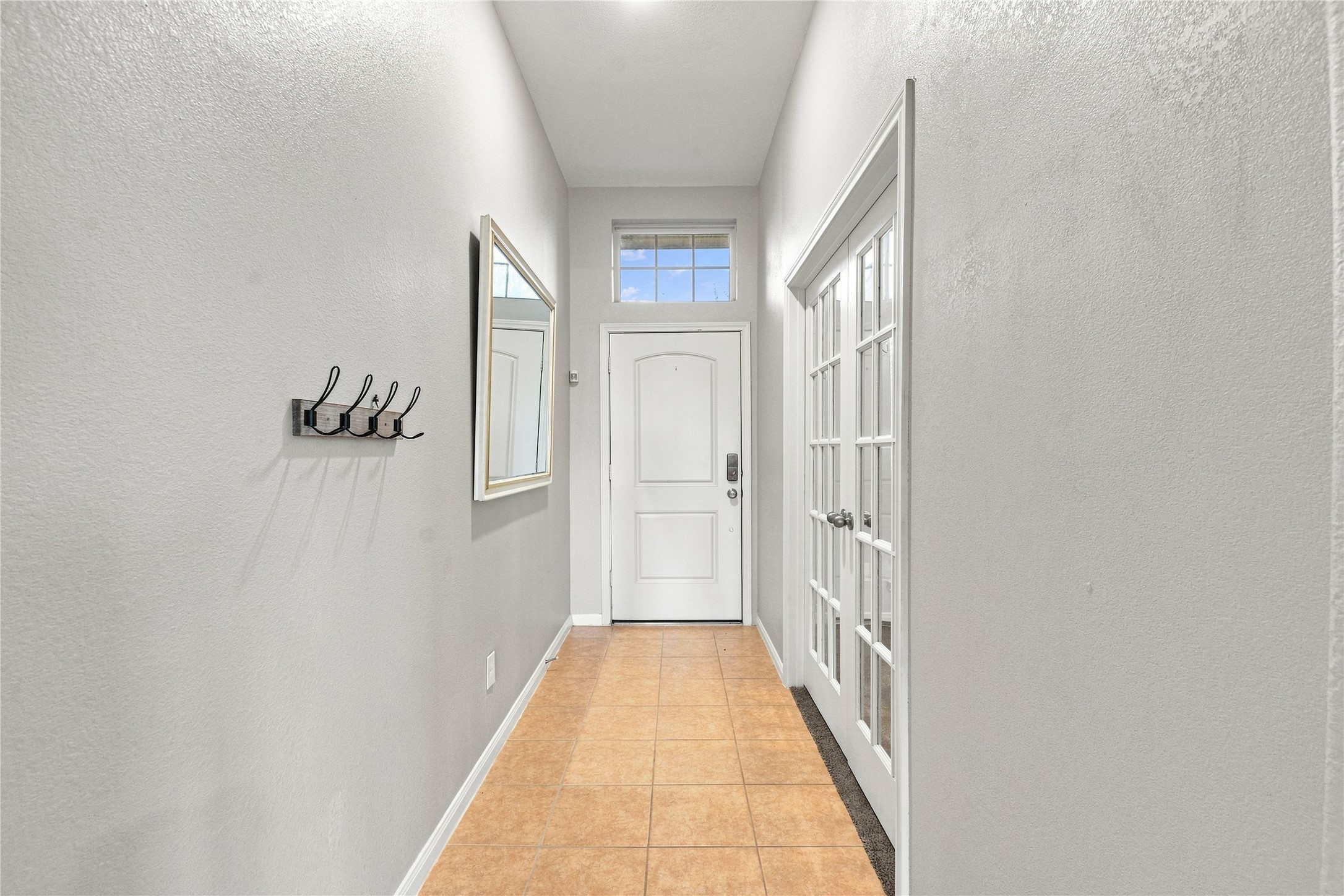 450 Terra Vista Circle Property Photo 4
