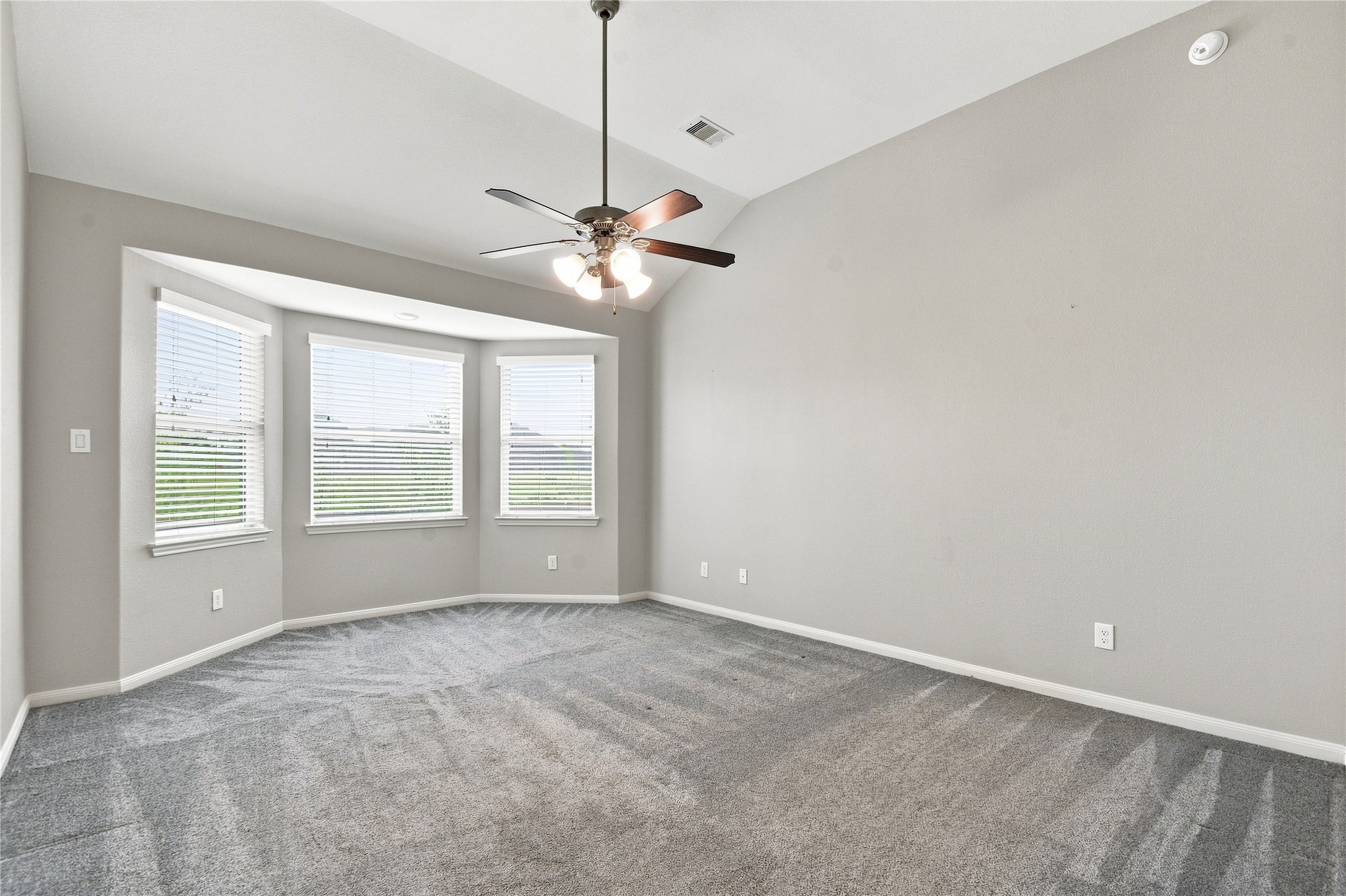 450 Terra Vista Circle Property Photo 14