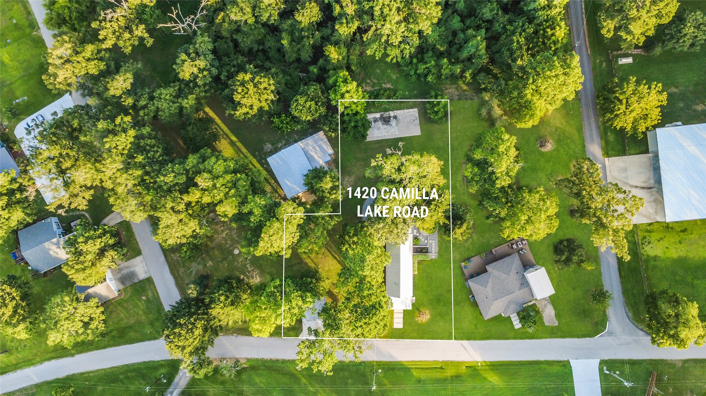 1420 Camilla Lake Road Property Photo 3