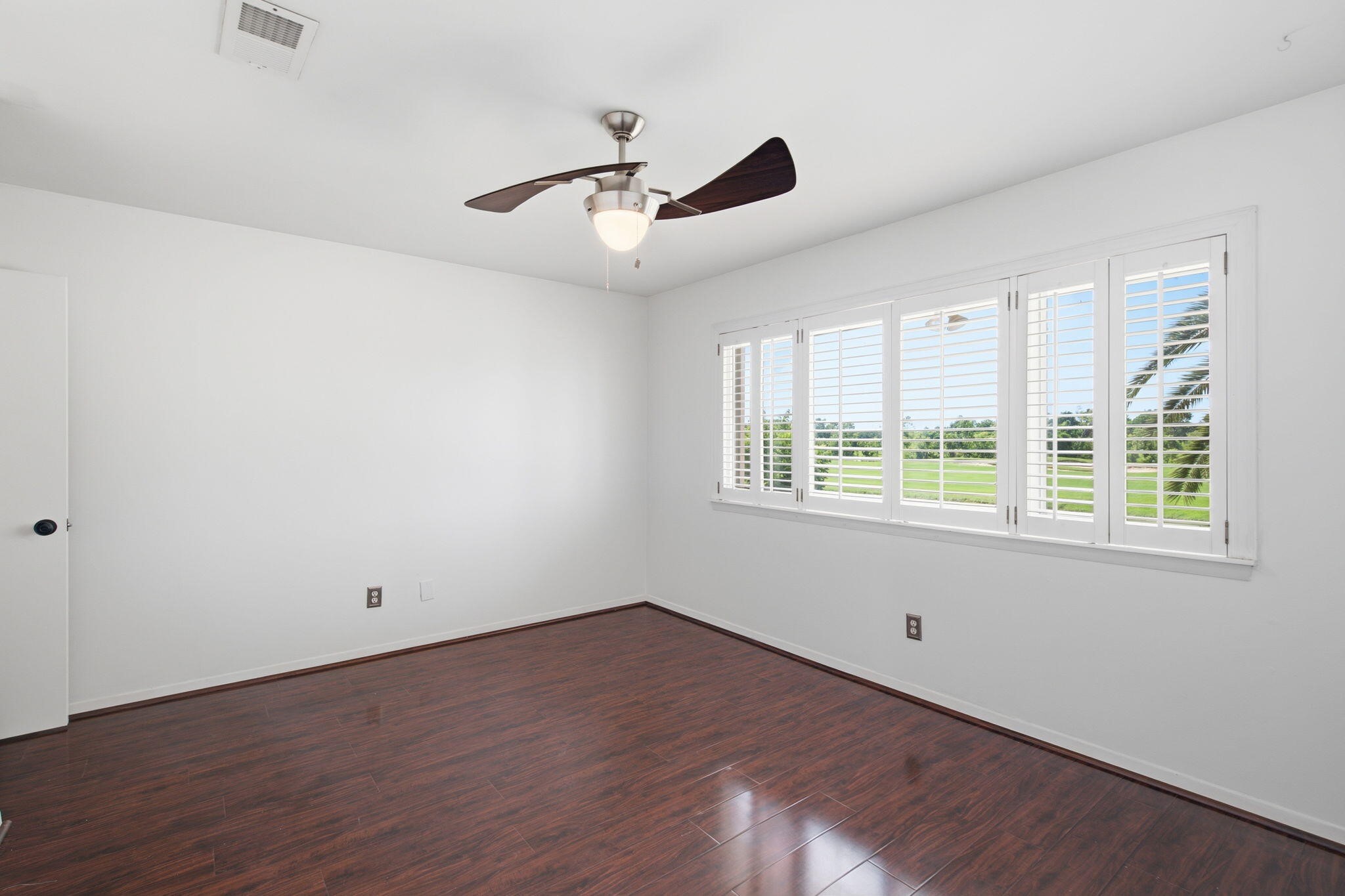 2810 Lake View Drive Property Photo 33